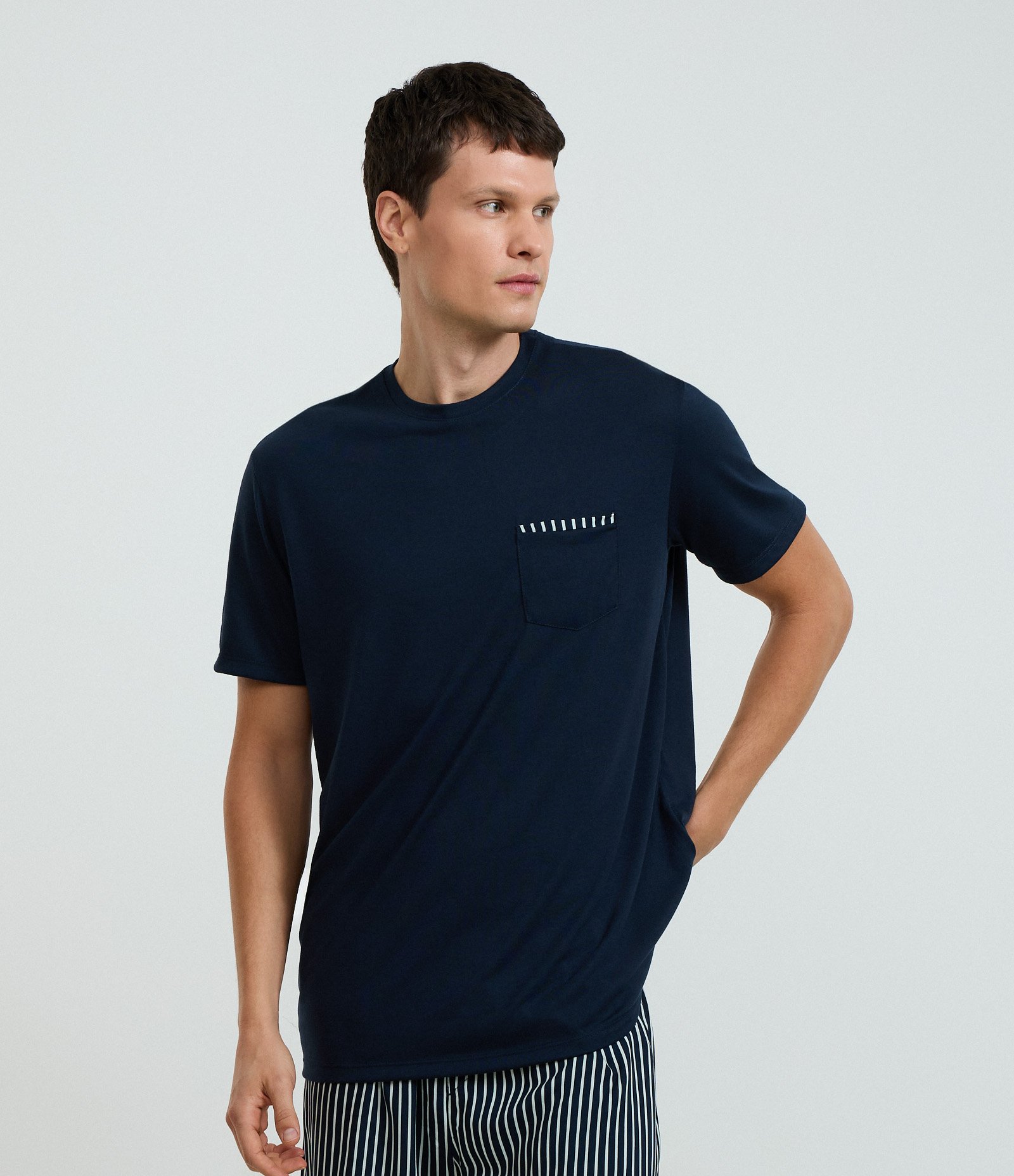 Pijama Curto em Poliviscose com Listras 2