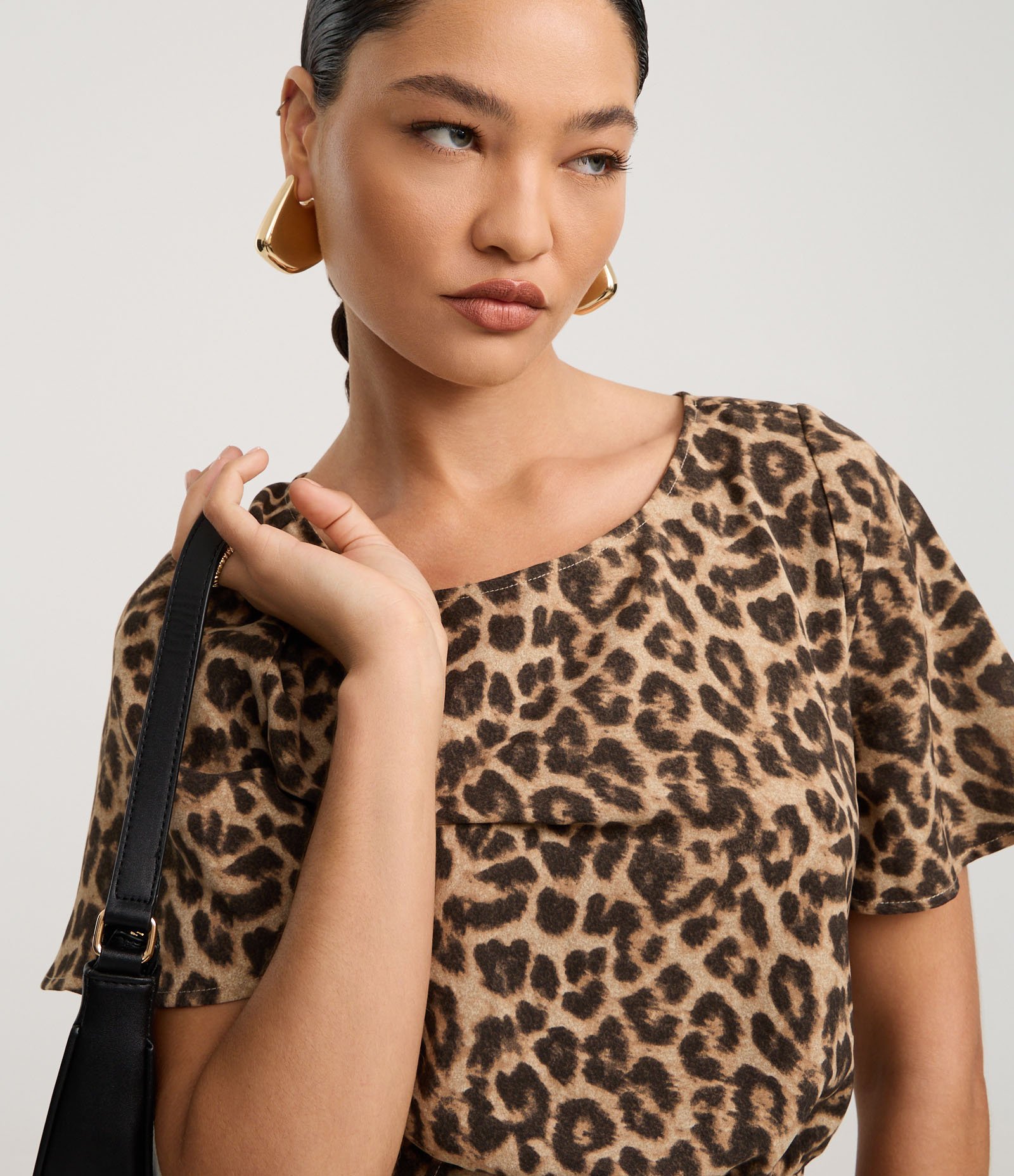 Macaquinho em Airflow com Amarração e Estampa Onça Multicores 3