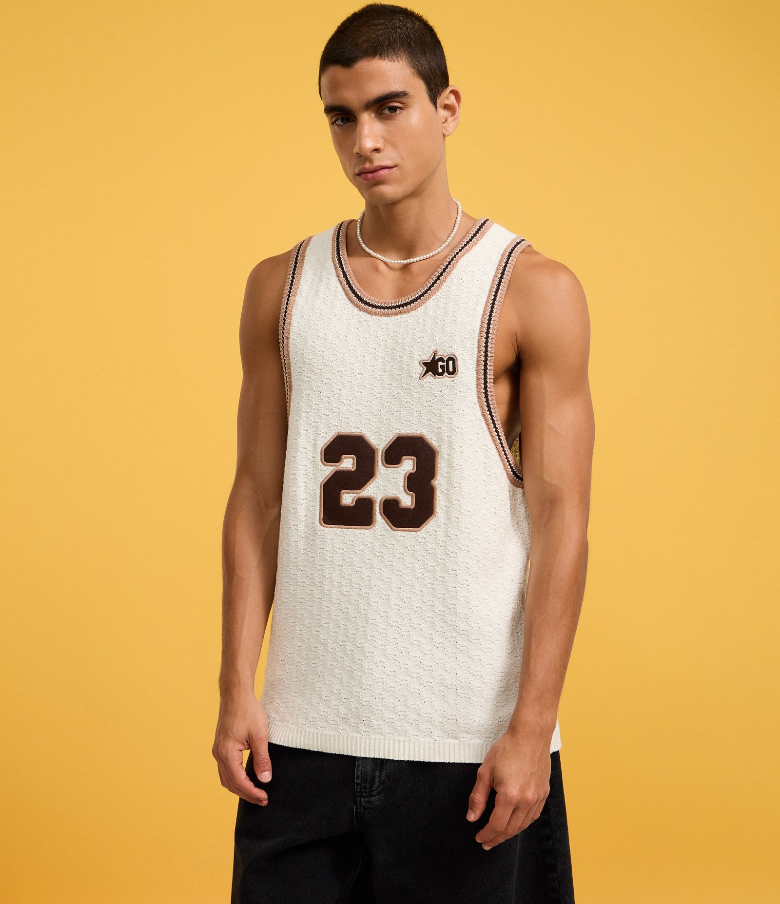 Regata Sportcore em Tricô Número 23 com Viés Contrastante Bege 5