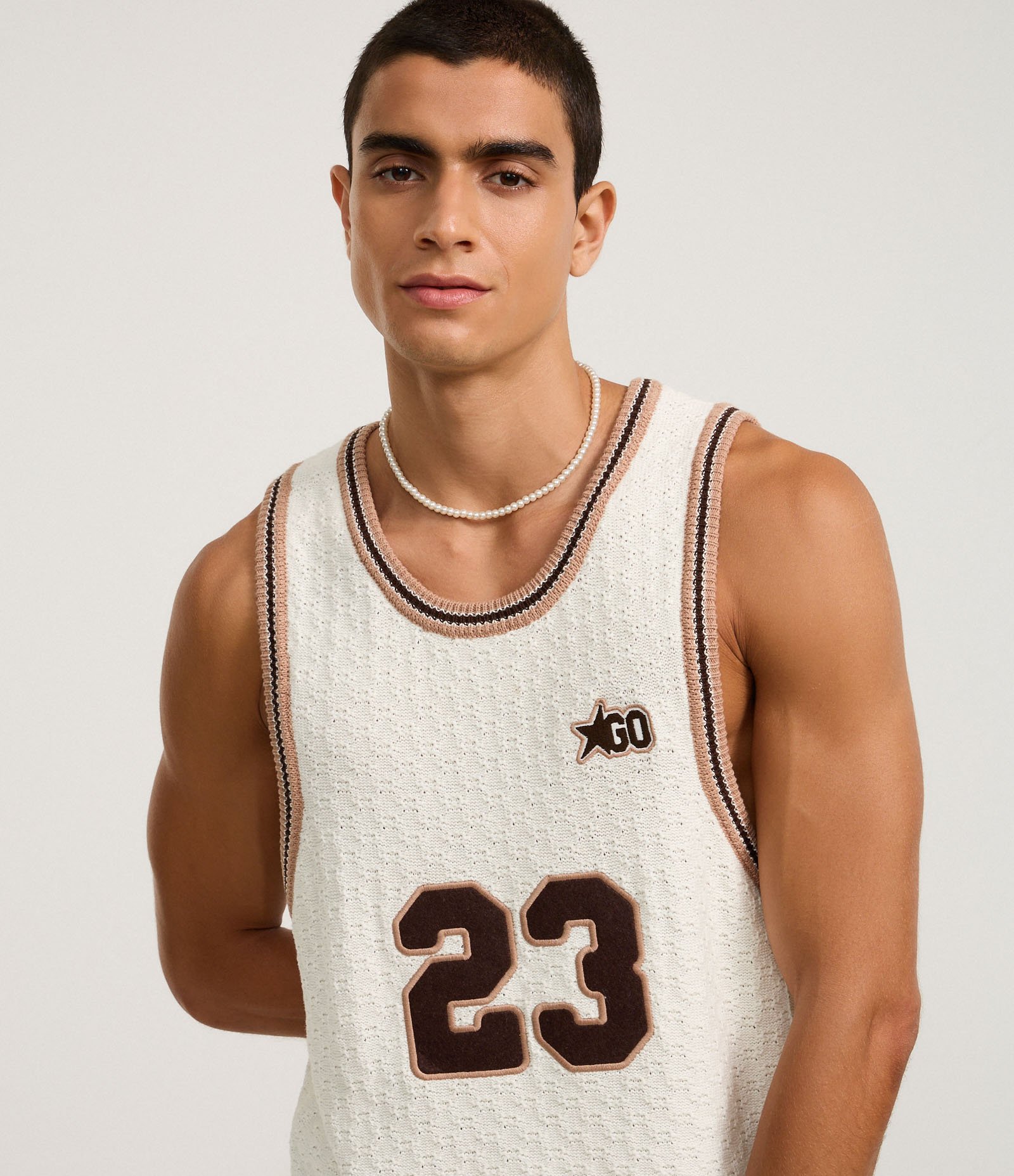 Regata Sportcore em Tricô Número 23 com Viés Contrastante Bege 6