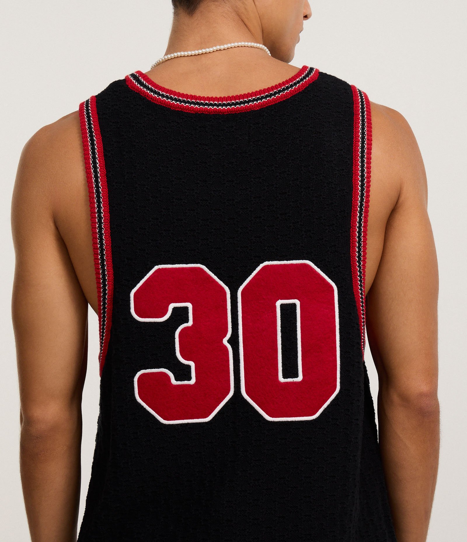 Regata Sportcore em Tricô com Número 30 e Viés Contrastante Preto 6