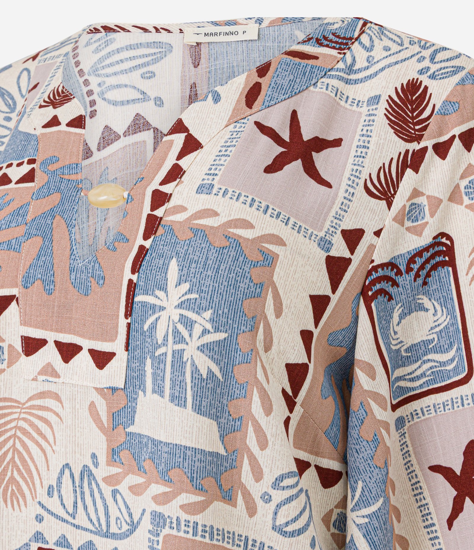 Blusa em Viscose com Miçanga no Decote e Estampa Tropical Multicores 6