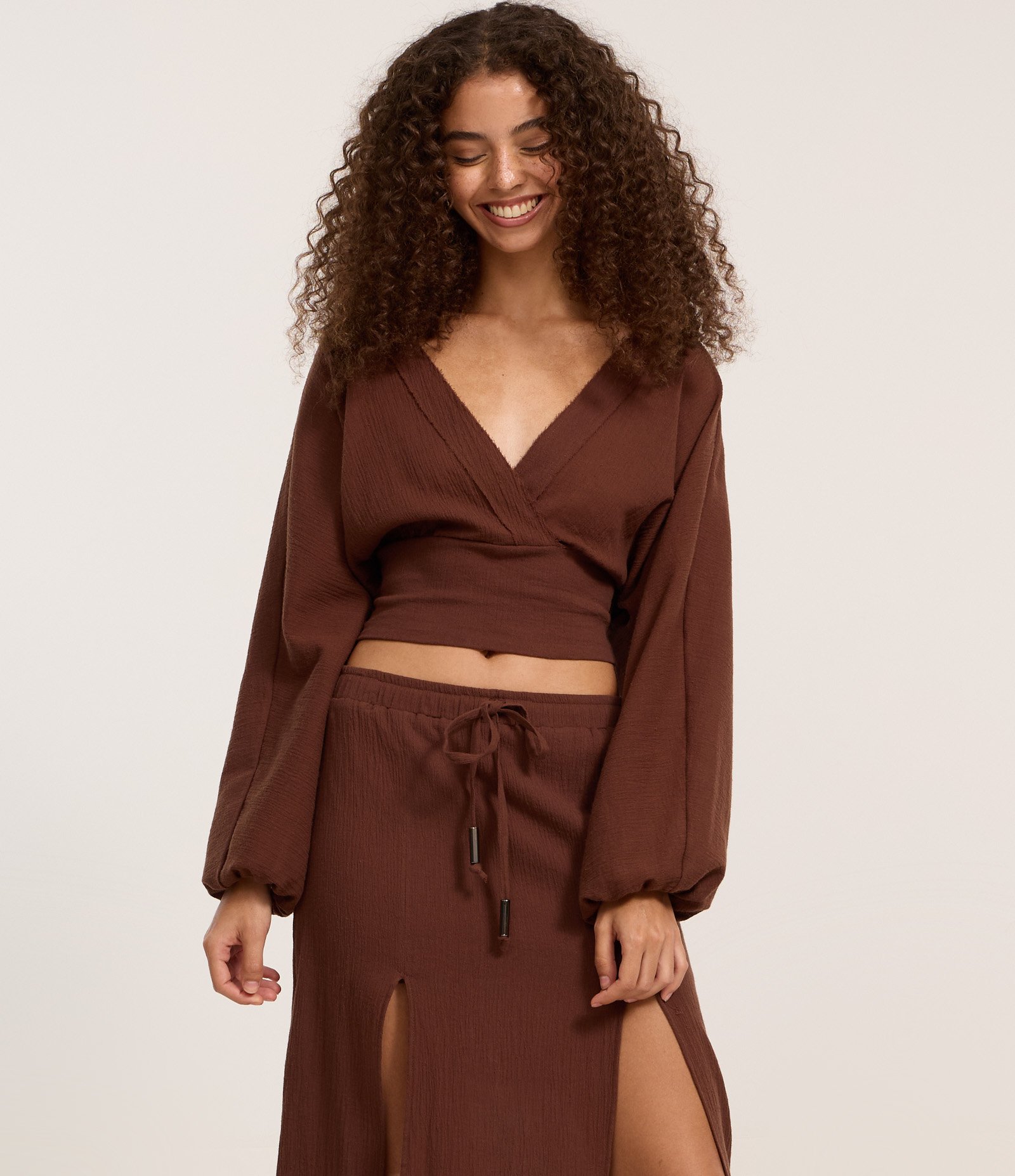 Saia Longa em Algodão com Fendas e Amarração no Cós Marrom 2