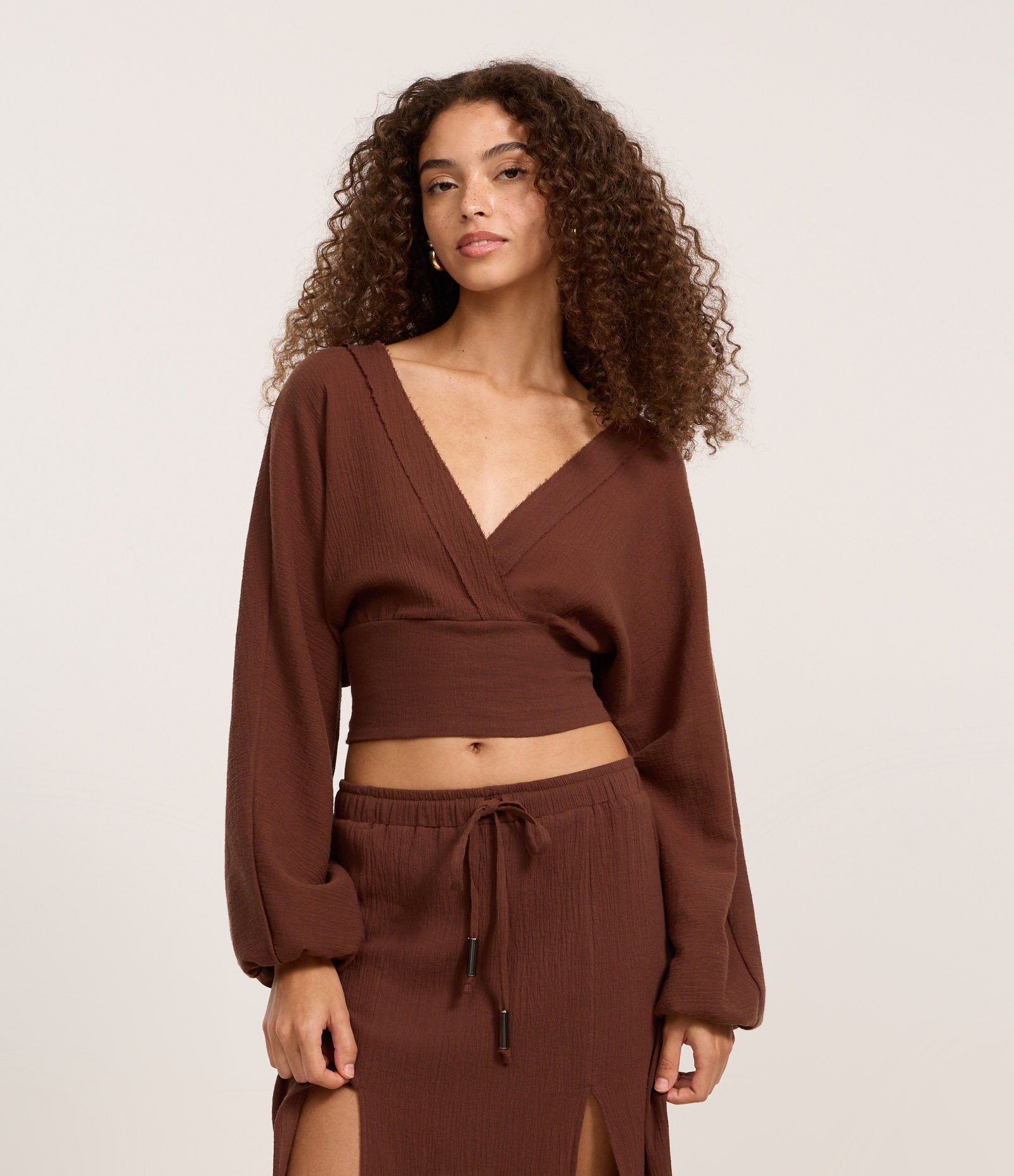 Blusa em Algodão com Manga Morcego Marrom 1