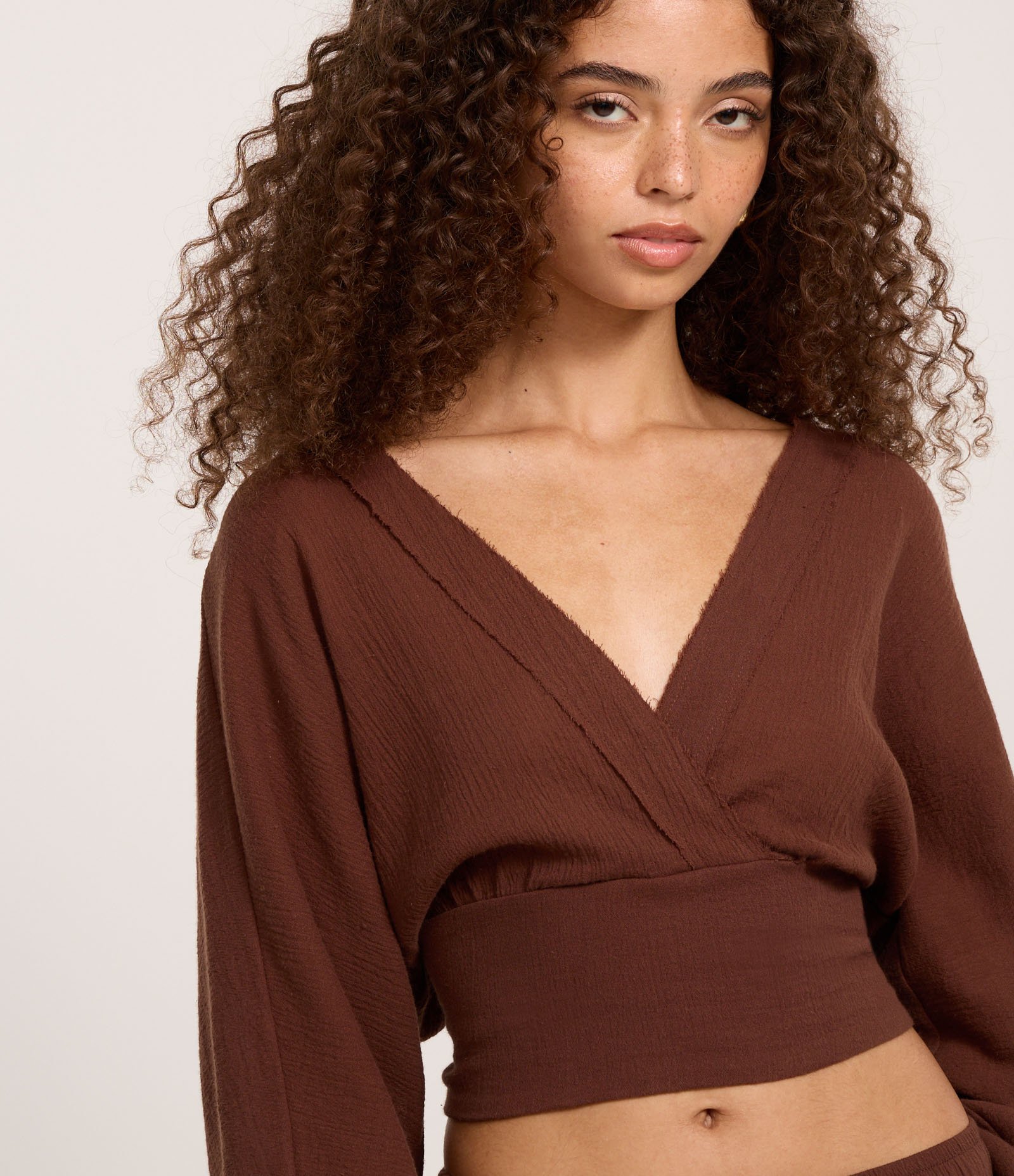 Blusa em Algodão com Manga Morcego Marrom 3