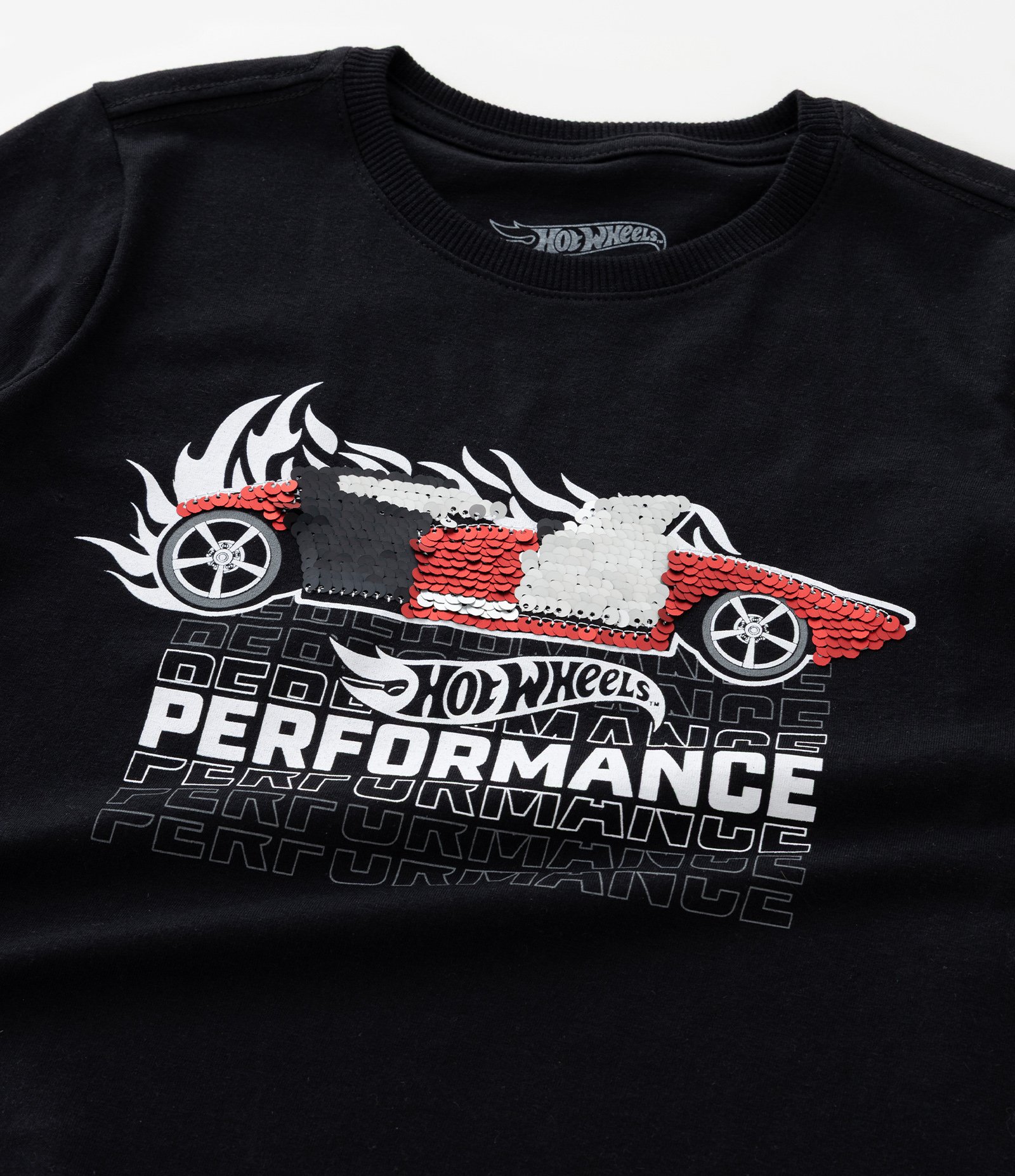 Camiseta Infantil com Estampa Hot Wheels Interativa em Paetê - Tam 4 a 10 anos Preto 8