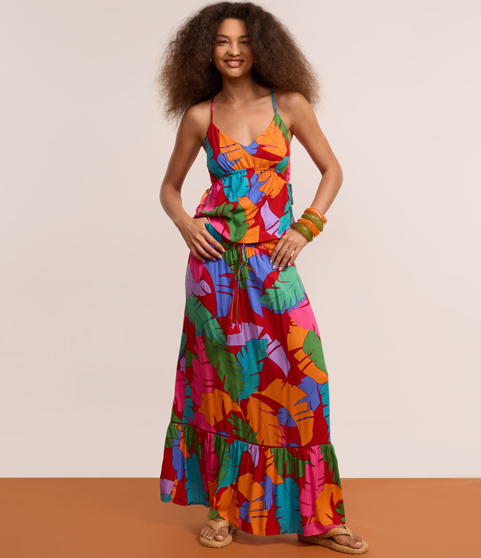 Saia Long Midi em Cambraia com Estampa Tropical Vermelho 5