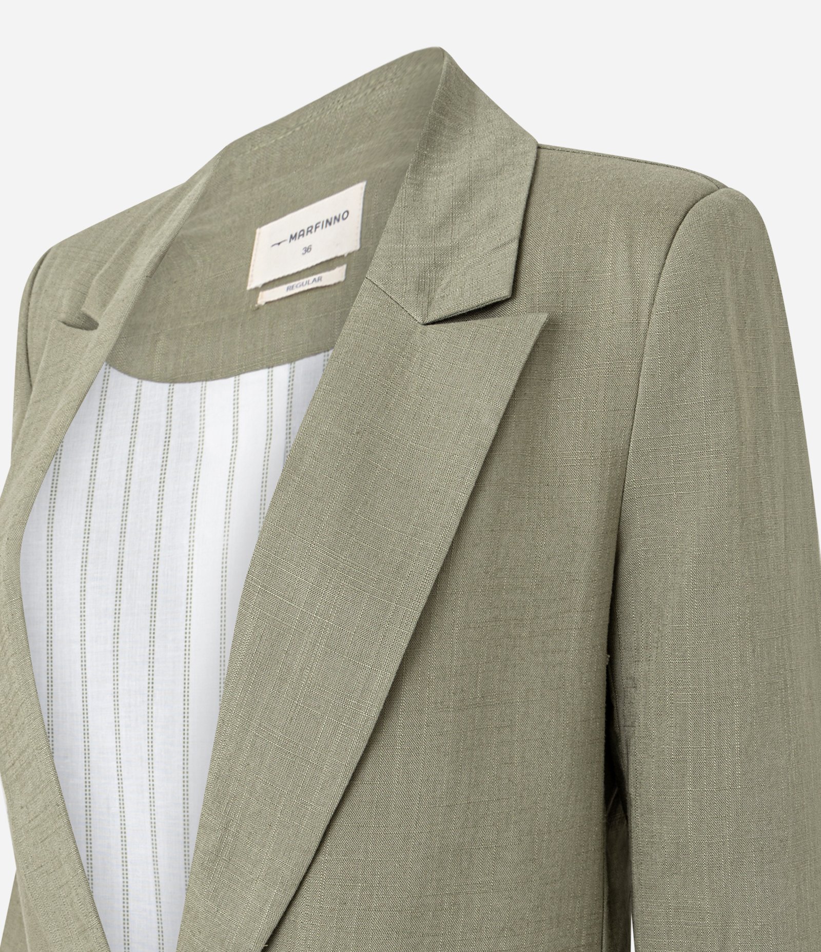 Blazer em Viscolinho com Lapelas e Botão Único Verde 6