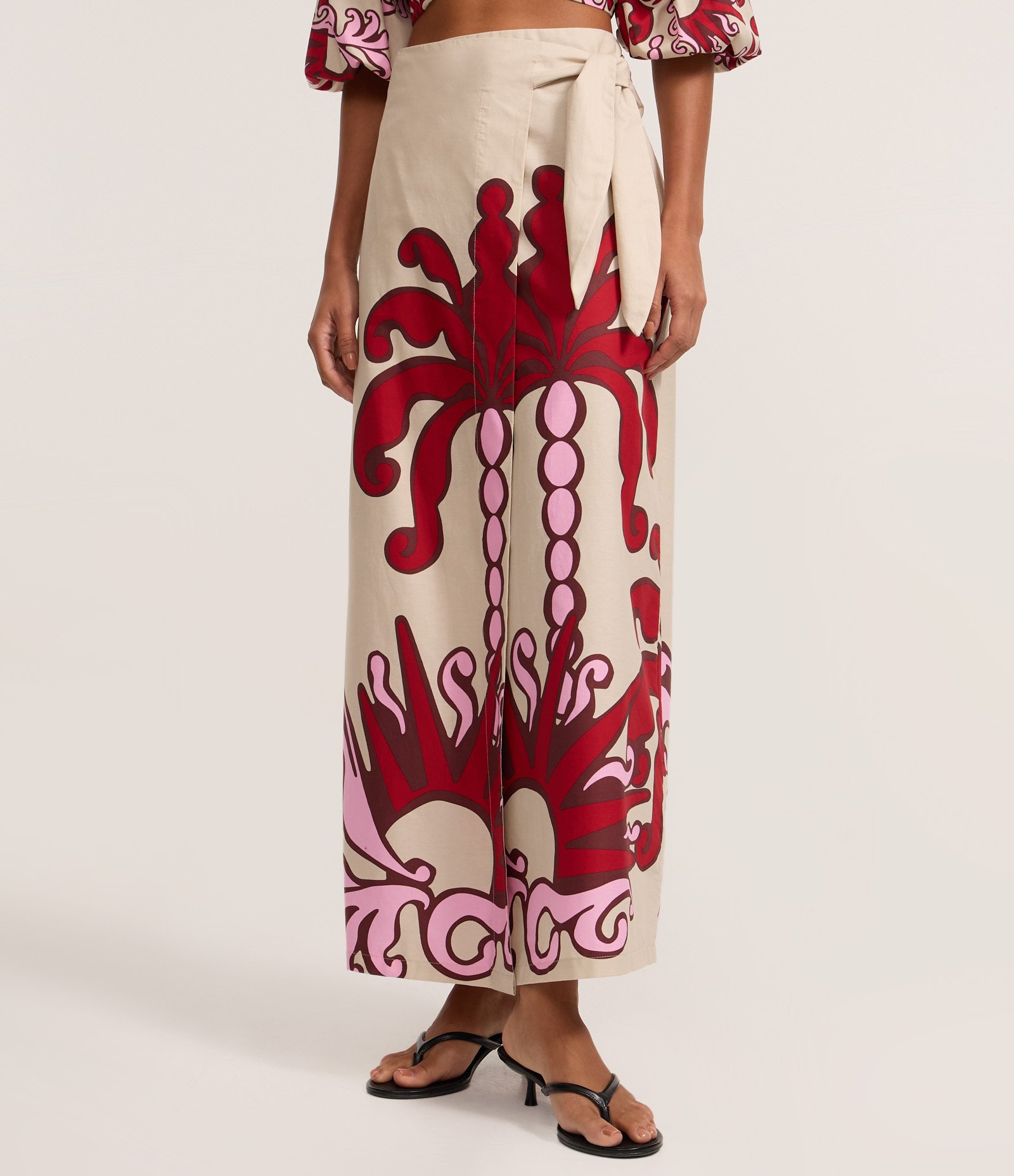 Saia Envelope Long Midi em Tricoline com Estampa Coqueiro Bege 3