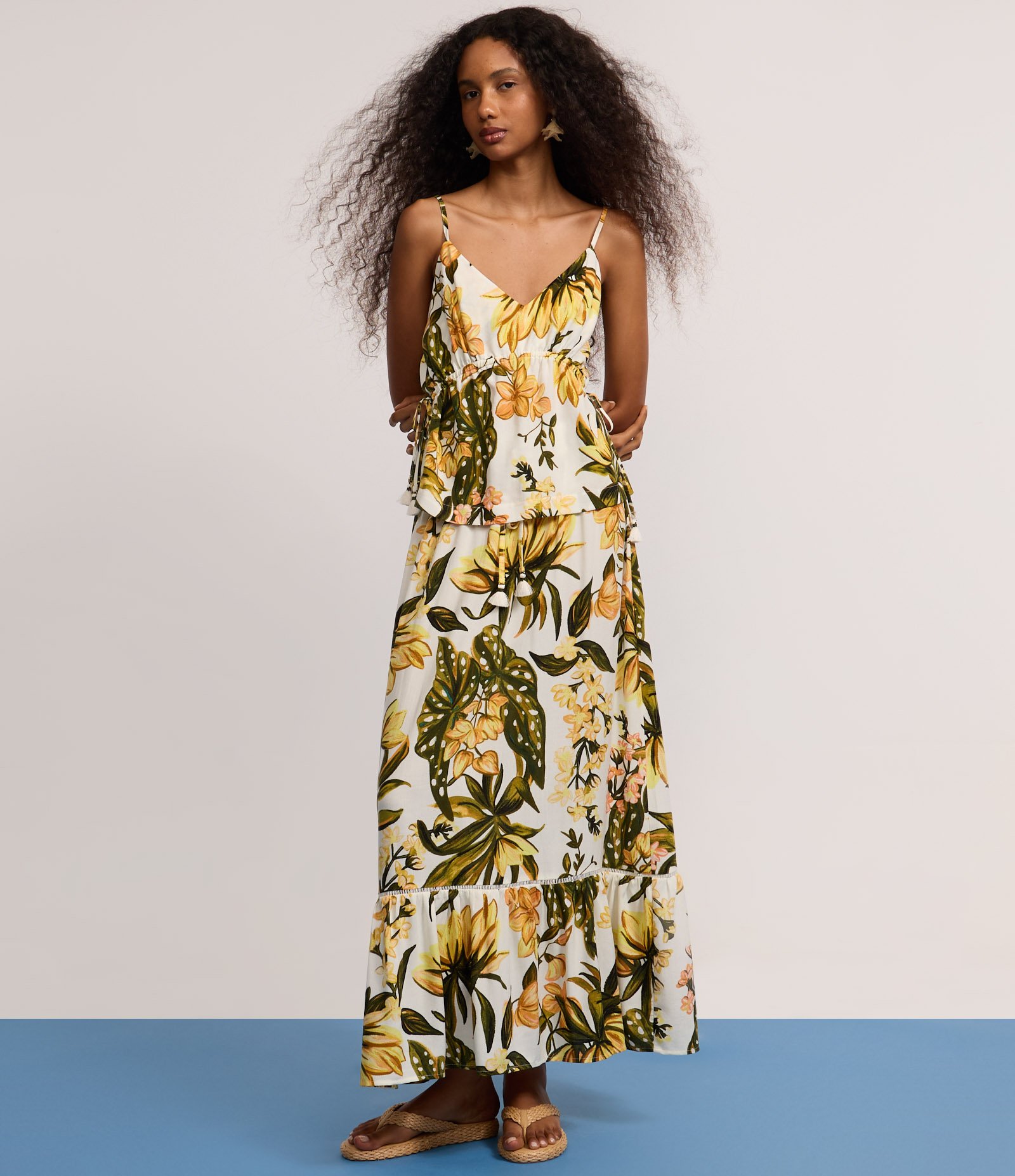 Saia Long Midi em Cambraia com Estampa de Begônias Branco 4