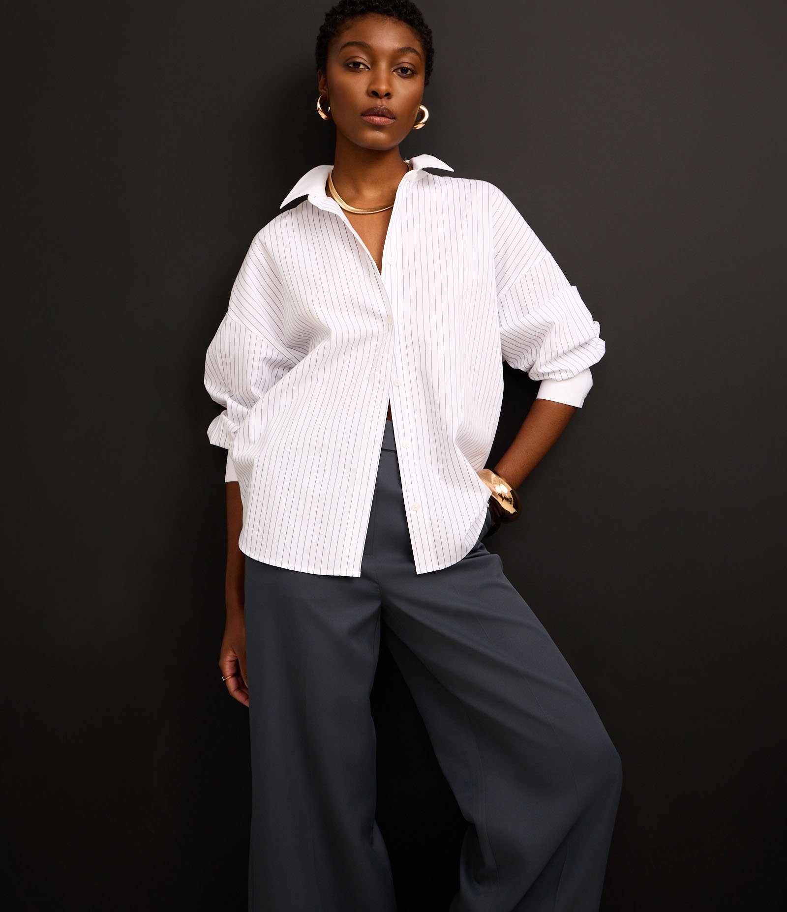 Calça Pantalona Alfaiatada com Passantes e Frisos Cinza Escuro 5