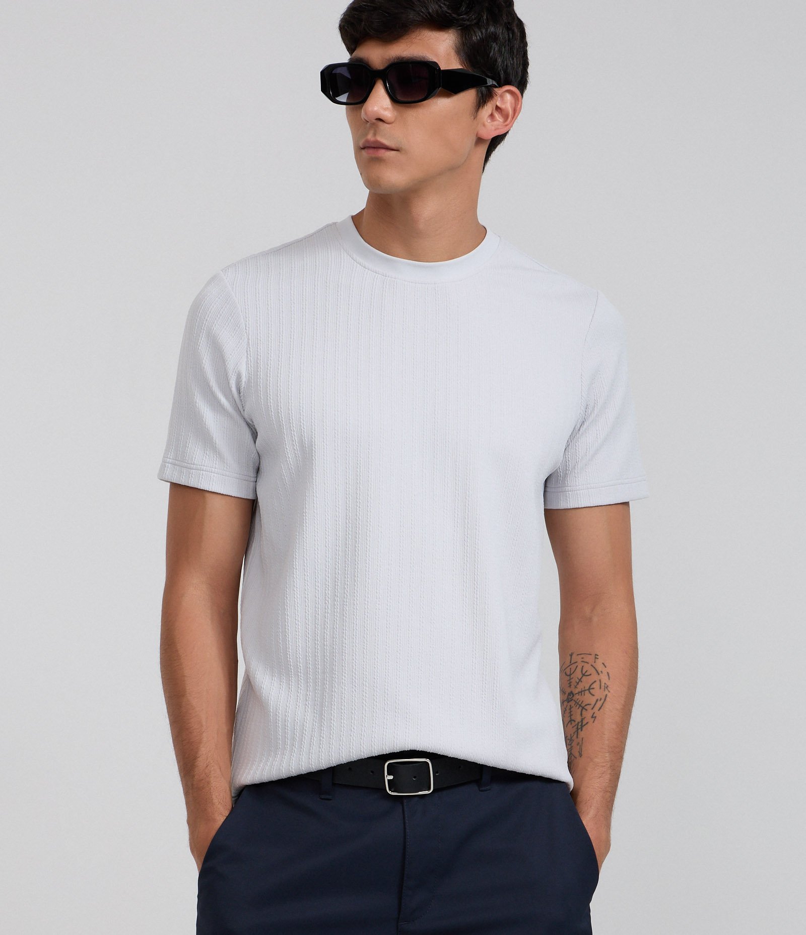 Camiseta Slim com Textura Vertical Cinza 1