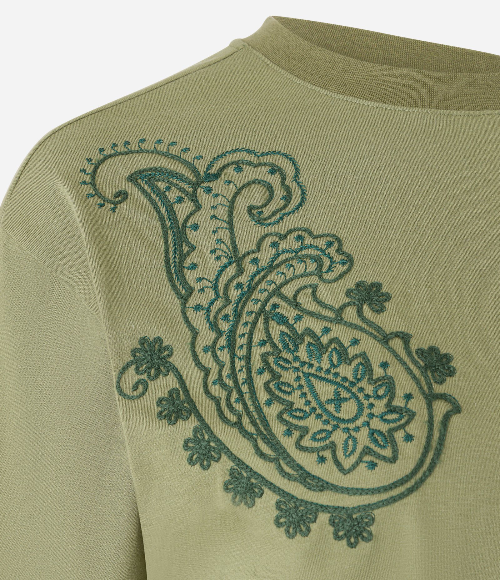 Camiseta Boxy em Algodão com Bordado Paisley no Ombro Verde 6