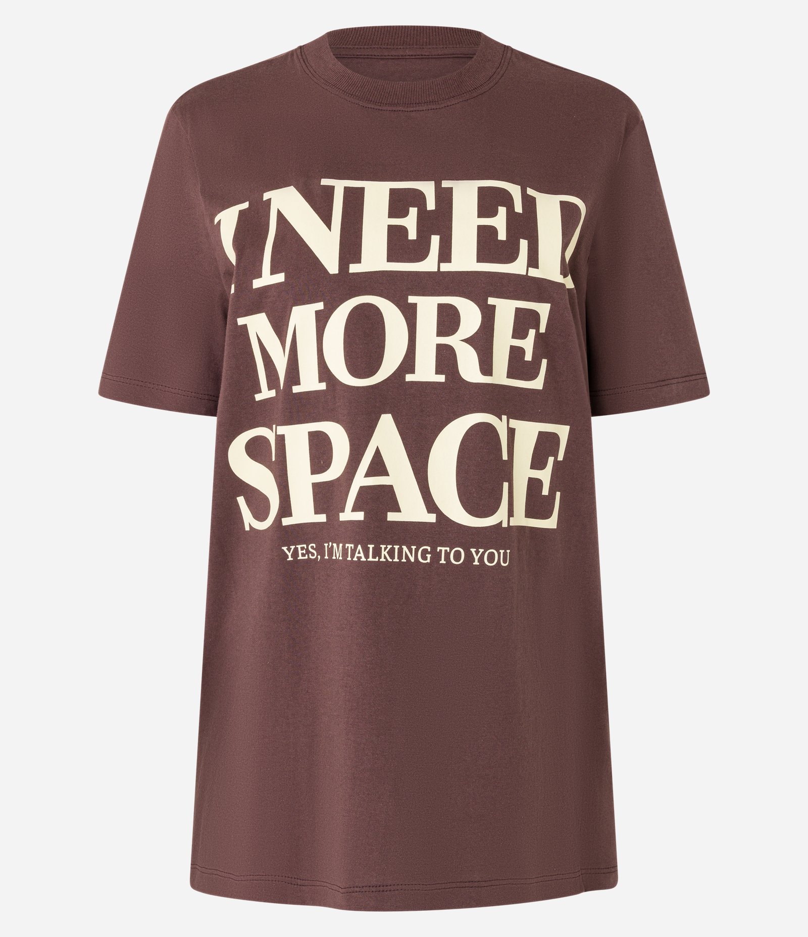 Camiseta Alongada em Algodão com Lettering I Need More Space Marrom 4