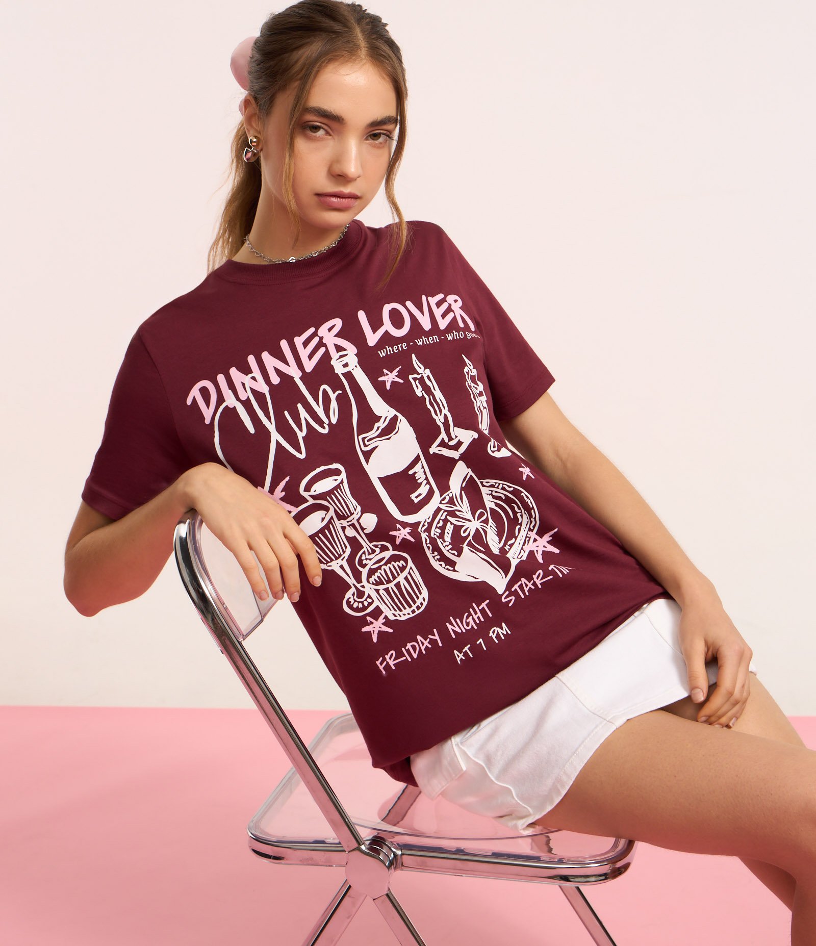 Camiseta Alongada em Algodão com Estampa Dinner Lover Bordô 5