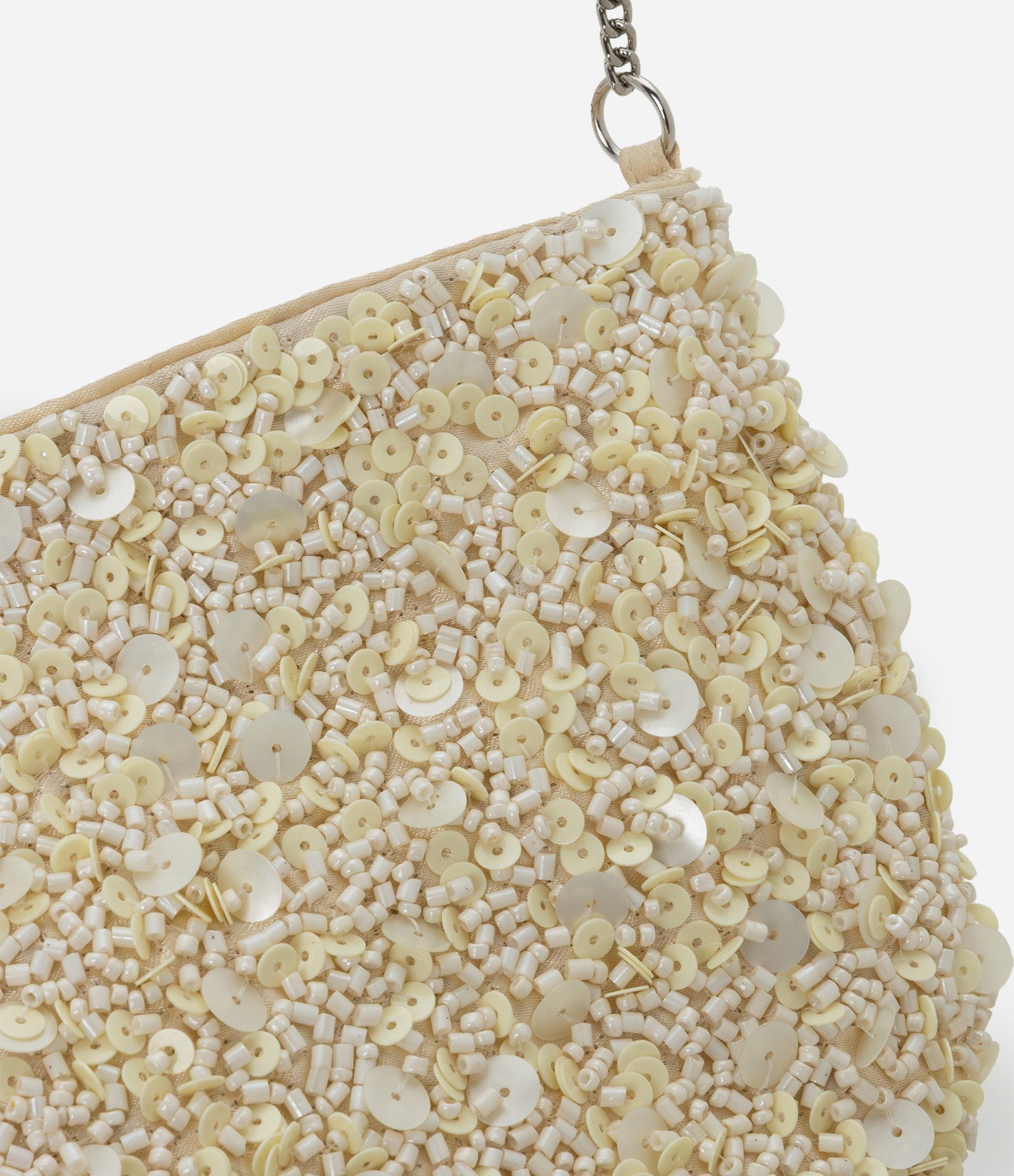 Bolsa Transversal Pequena em Paetês e Miçangas e Alça de Corrente Off White 4