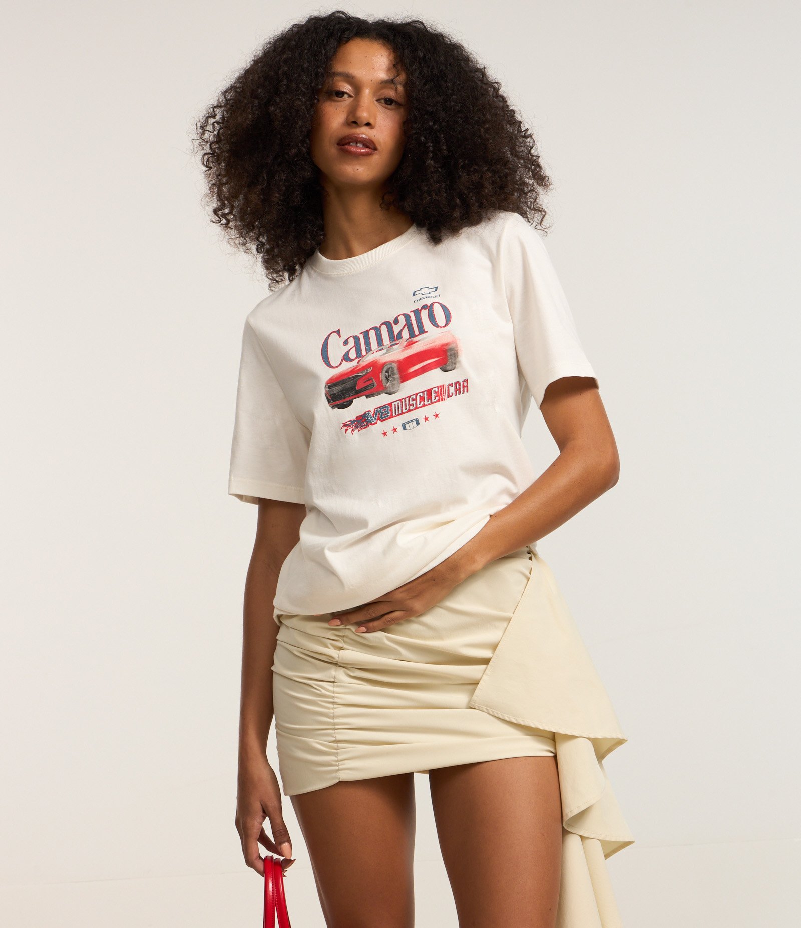 Camiseta Alongada em Algodão com Estampa Frente e Costas Camaro Branco 2