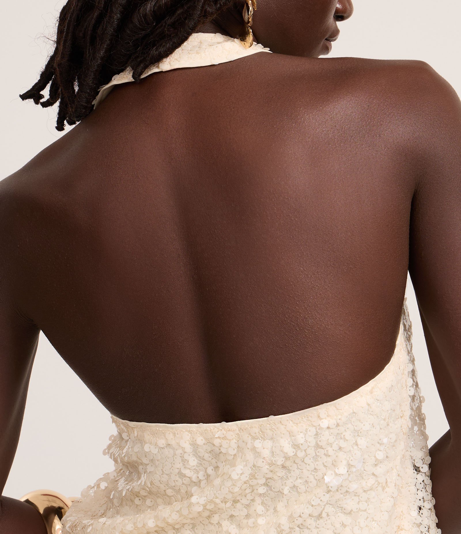 Blusa Frente Única em Paetê com Decote em V e Amarração Prata 5