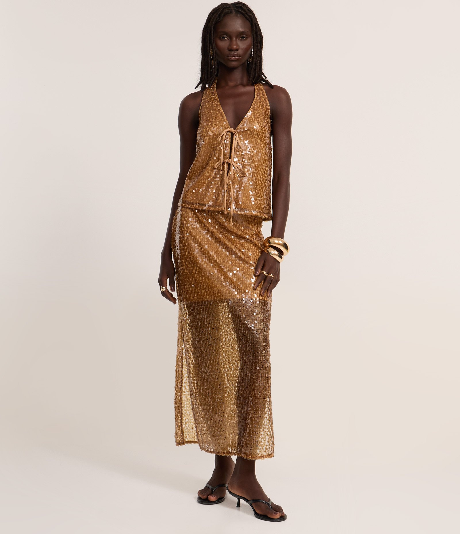 Blusa Frente Única em Paetê com Decote em V e Amarração Dourado 2