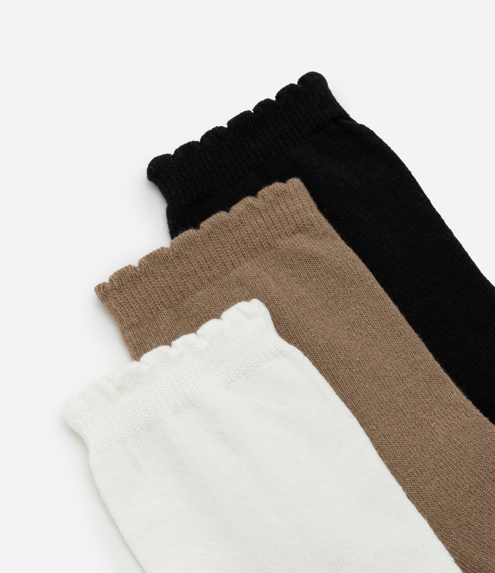 Kit 03 Meias Cano Médio em Algodão com Punho Ondulado Off White/Marrom/Preto 4