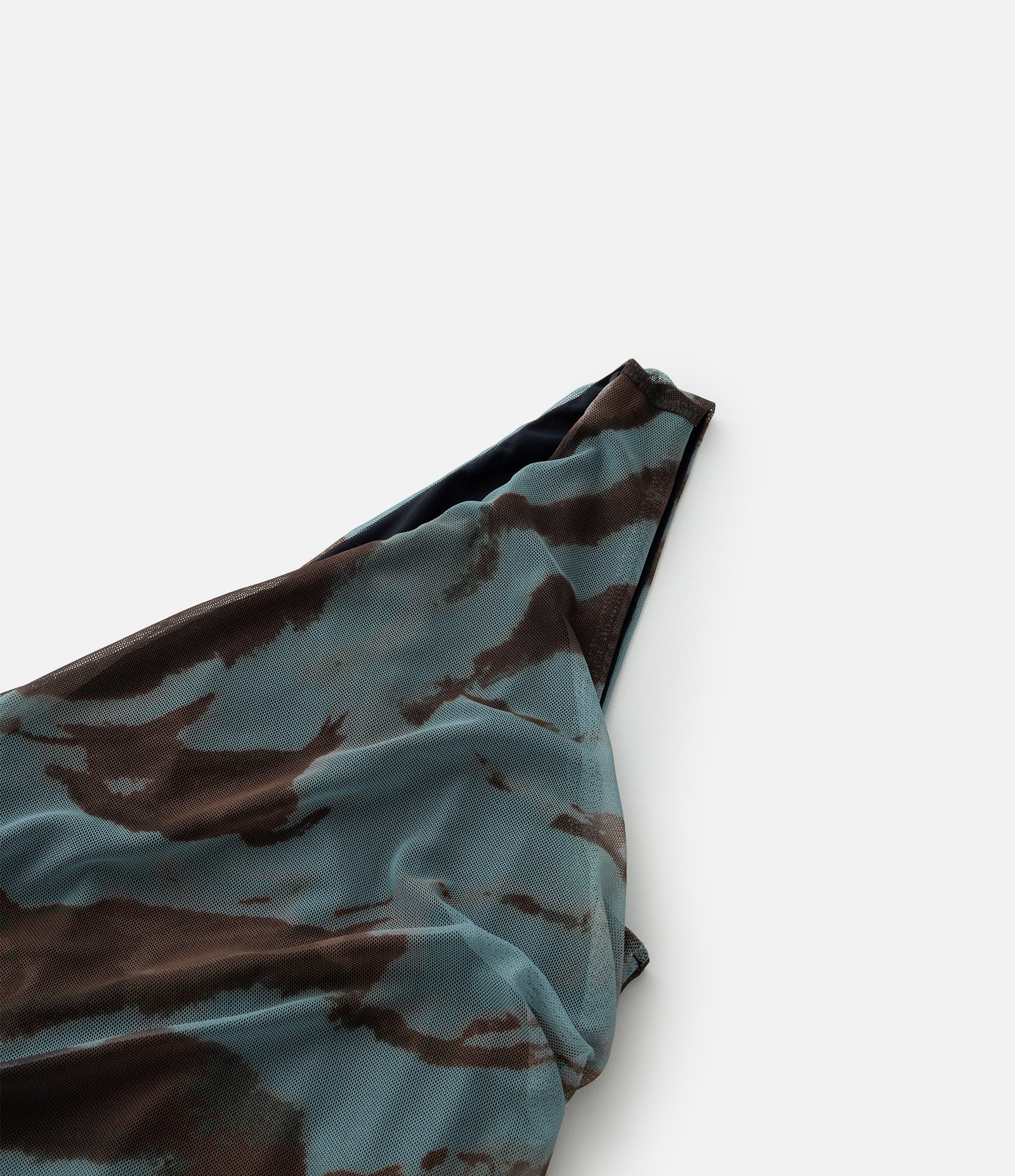 Vestido Midi em Tule com Ombro Único e Estampa Manchada Curve & Plus Size Verde 10