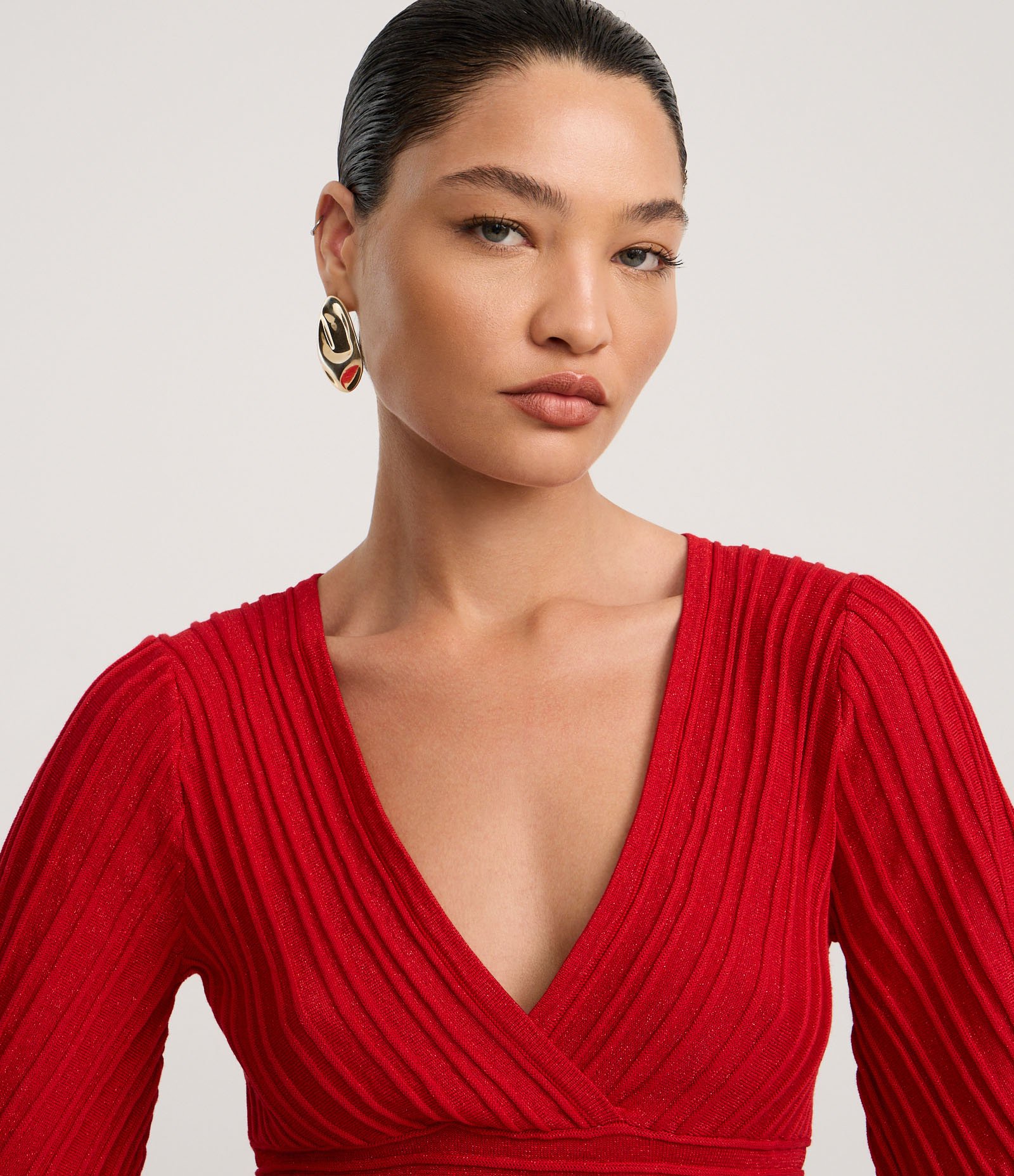 Blusa Texturizada em Tricô com Decote V e Fio Metalizado Vermelho 3