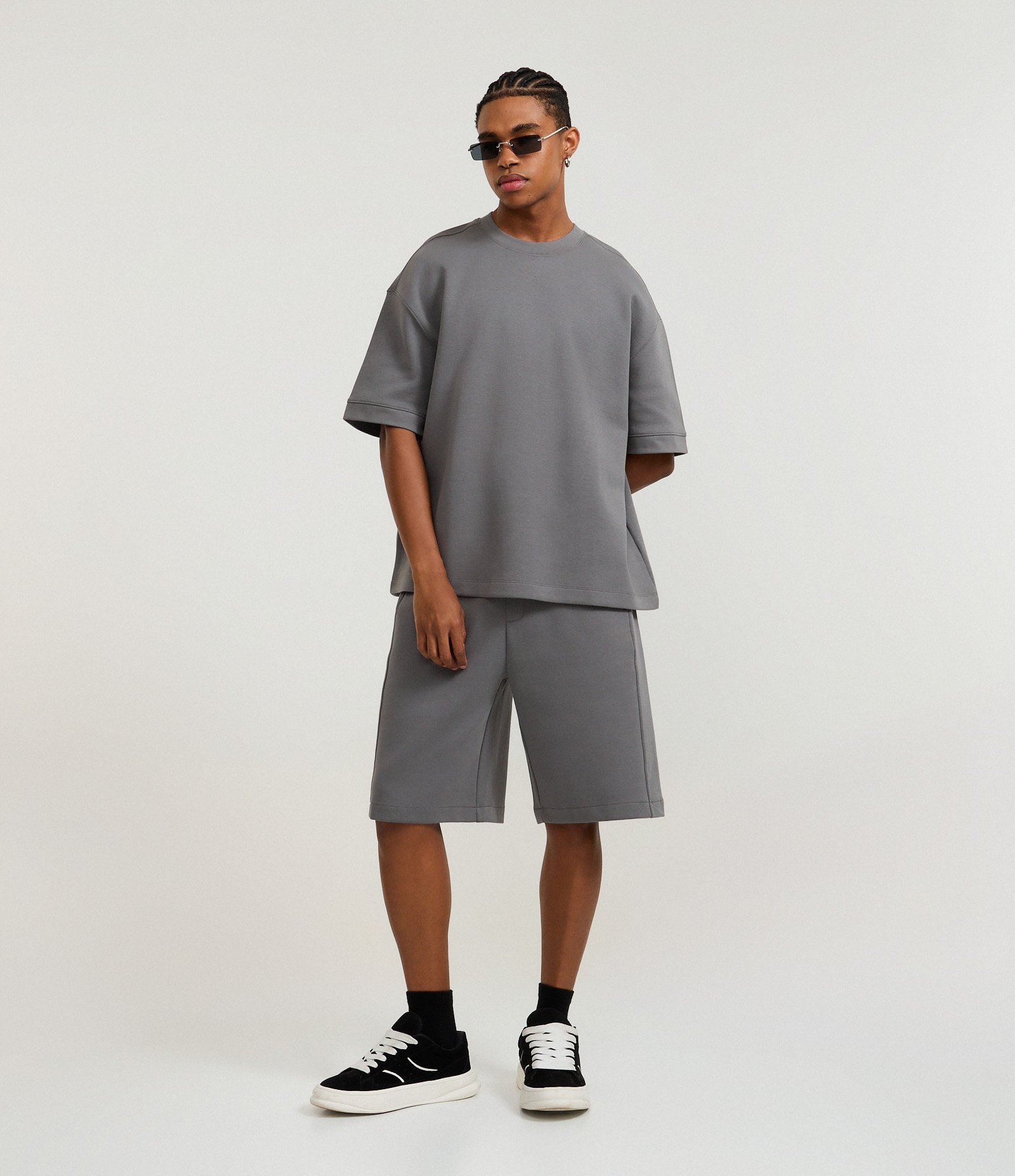 Camiseta Oversized em Moletinho com Cava Deslocada Cinza 2