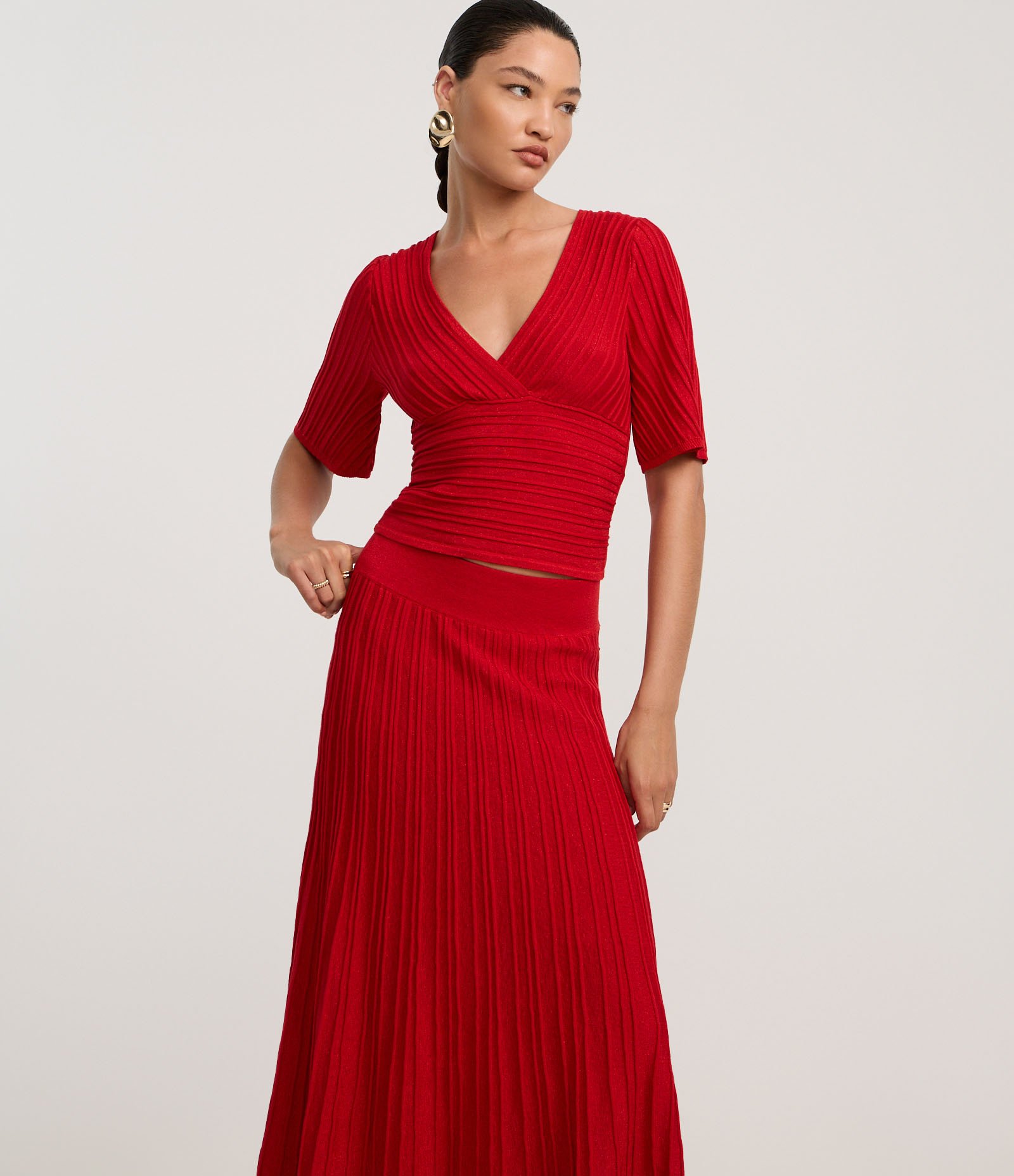 Saia Evasê Long Midi em Tricô com Frisos Vermelho 2