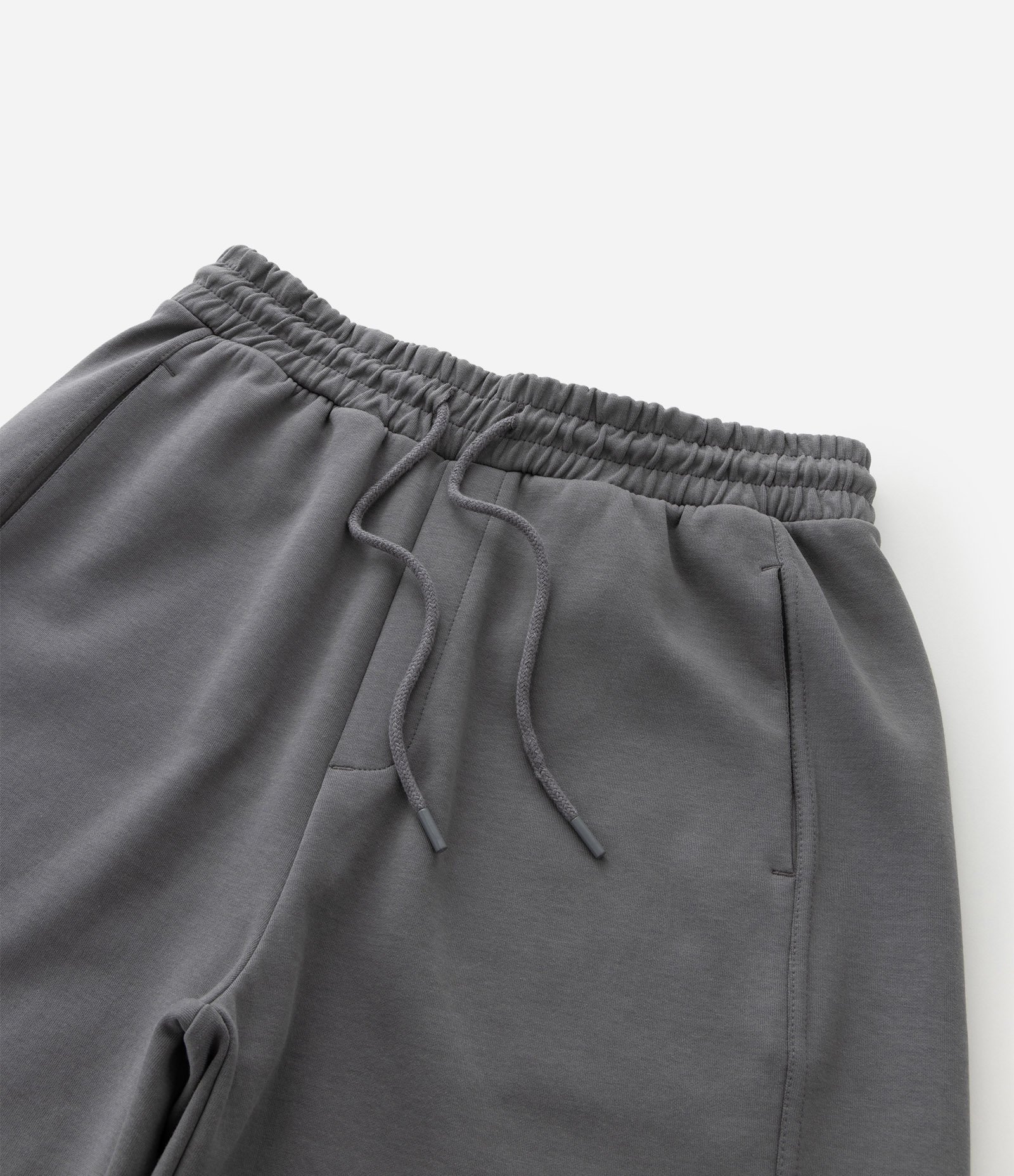 Bermuda em Algodão com Bolsos Cinza 7