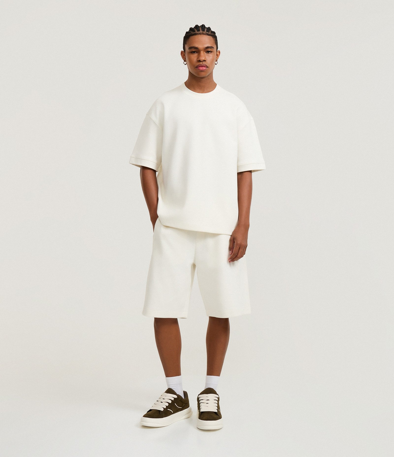 Bermuda em Algodão com Bolsos Branco 1