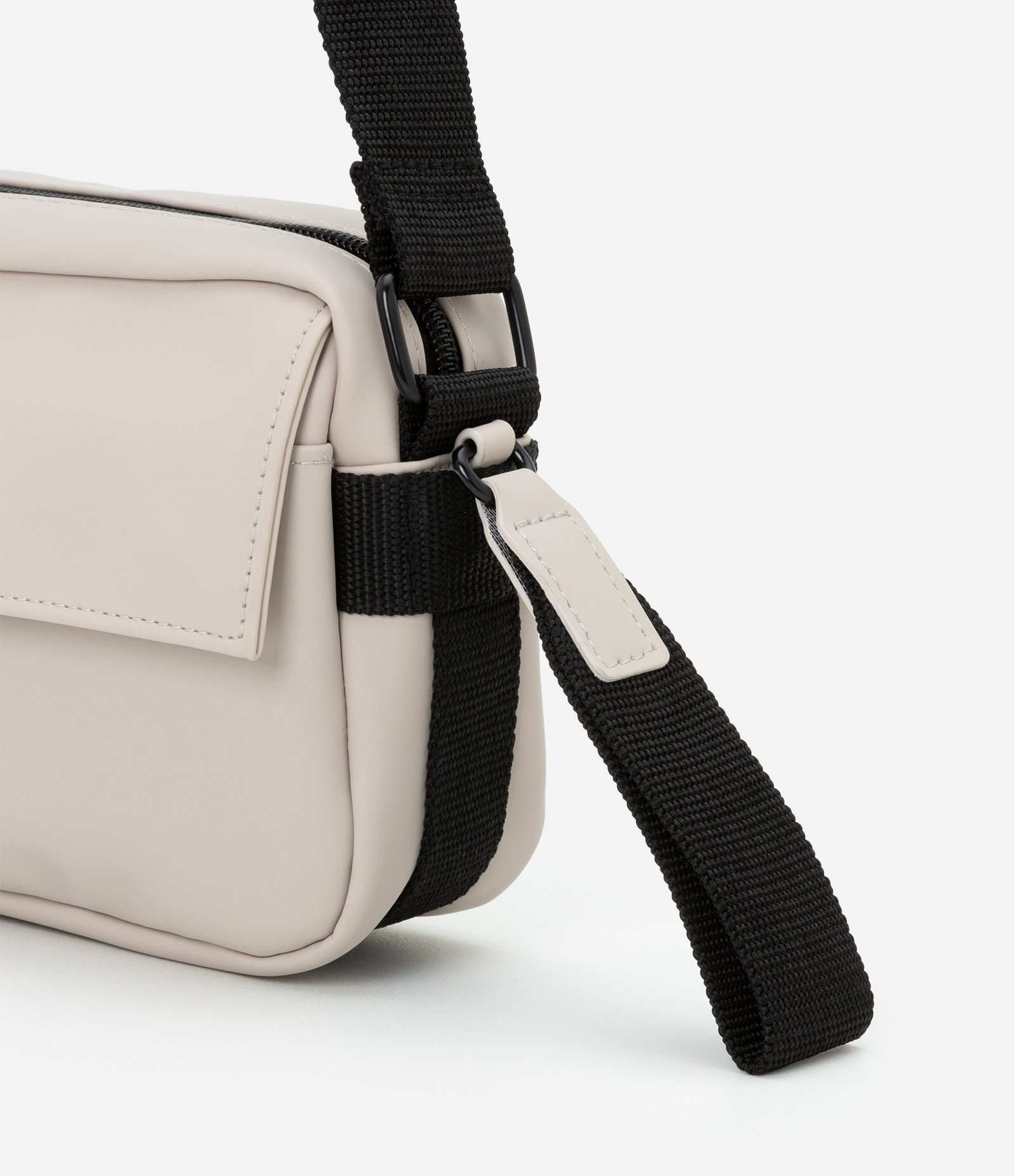 Bolsa Shoulder em Pu com Bolso Branco 7