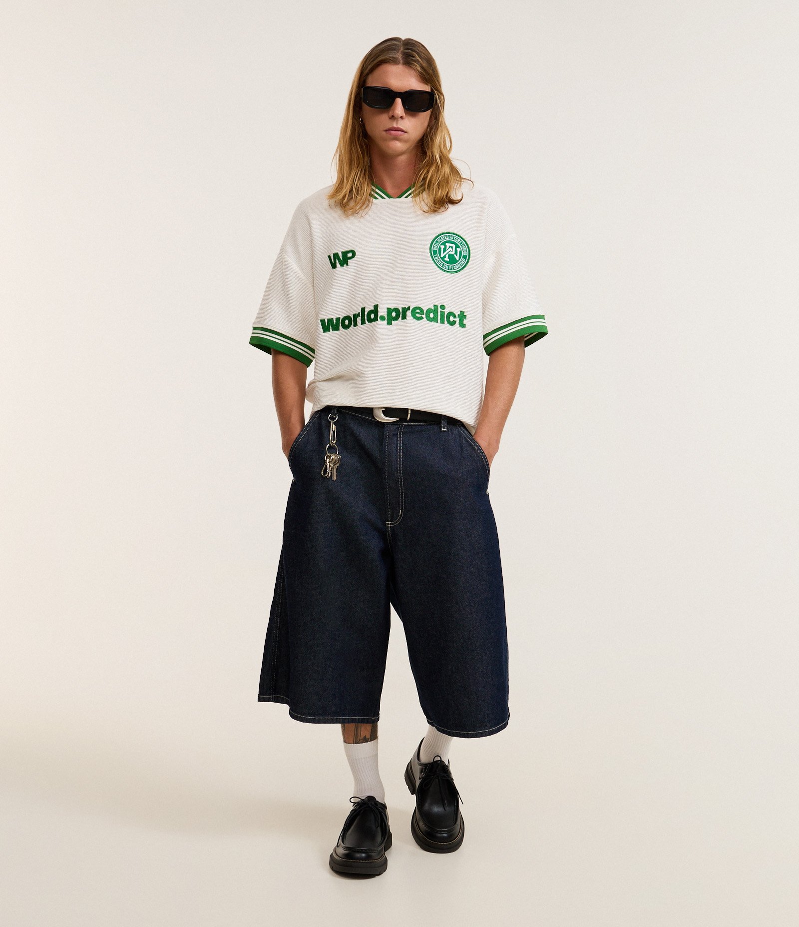 Camiseta Oversized Esportiva Texturizado com Patch e bordados Branco 2