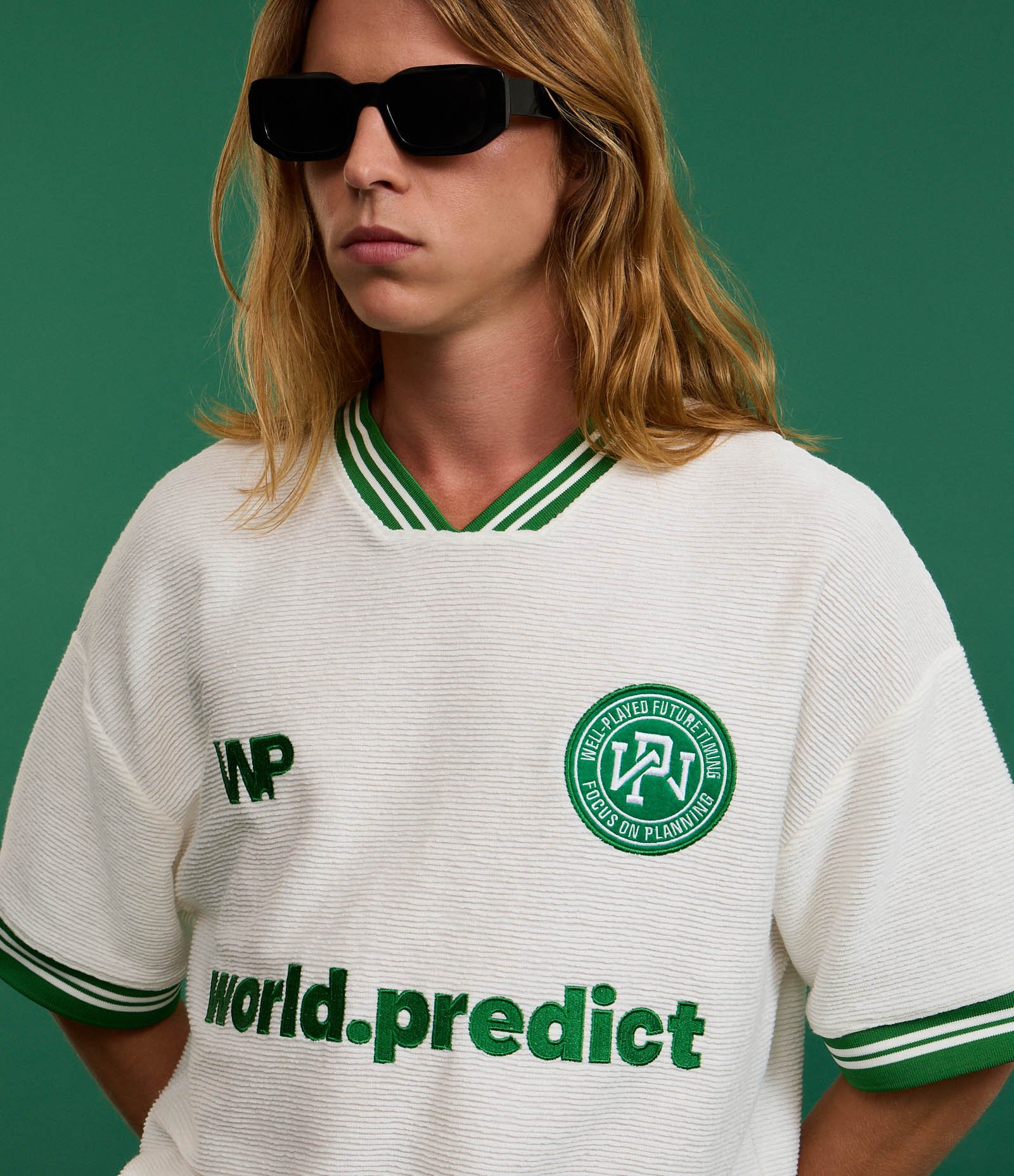 Camiseta Oversized Esportiva Texturizado com Patch e bordados Branco 5