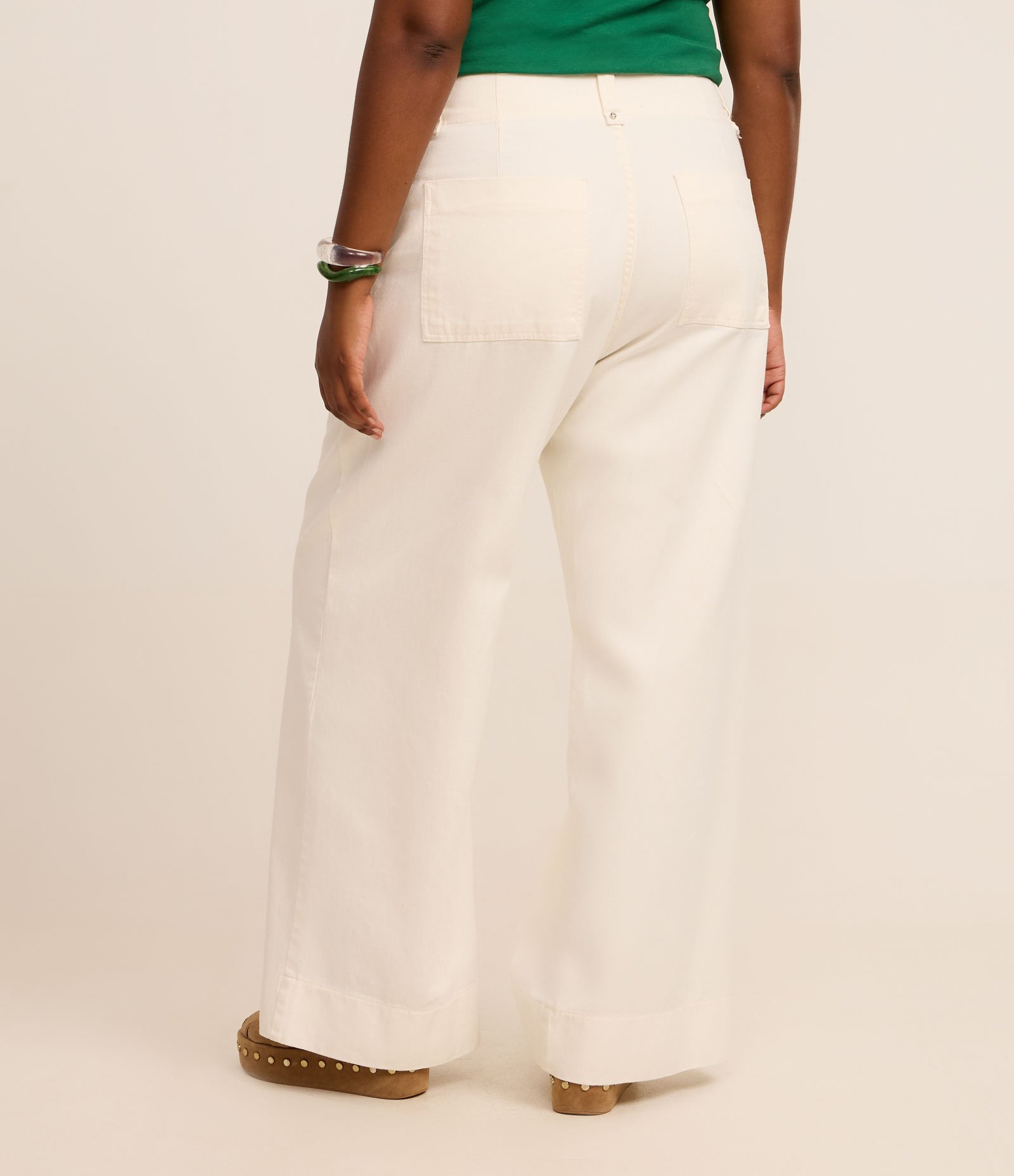 Calça Reta em Jeans com Cós Alfaiataria e Botão Forrado Curve & Plus Size Off White 4
