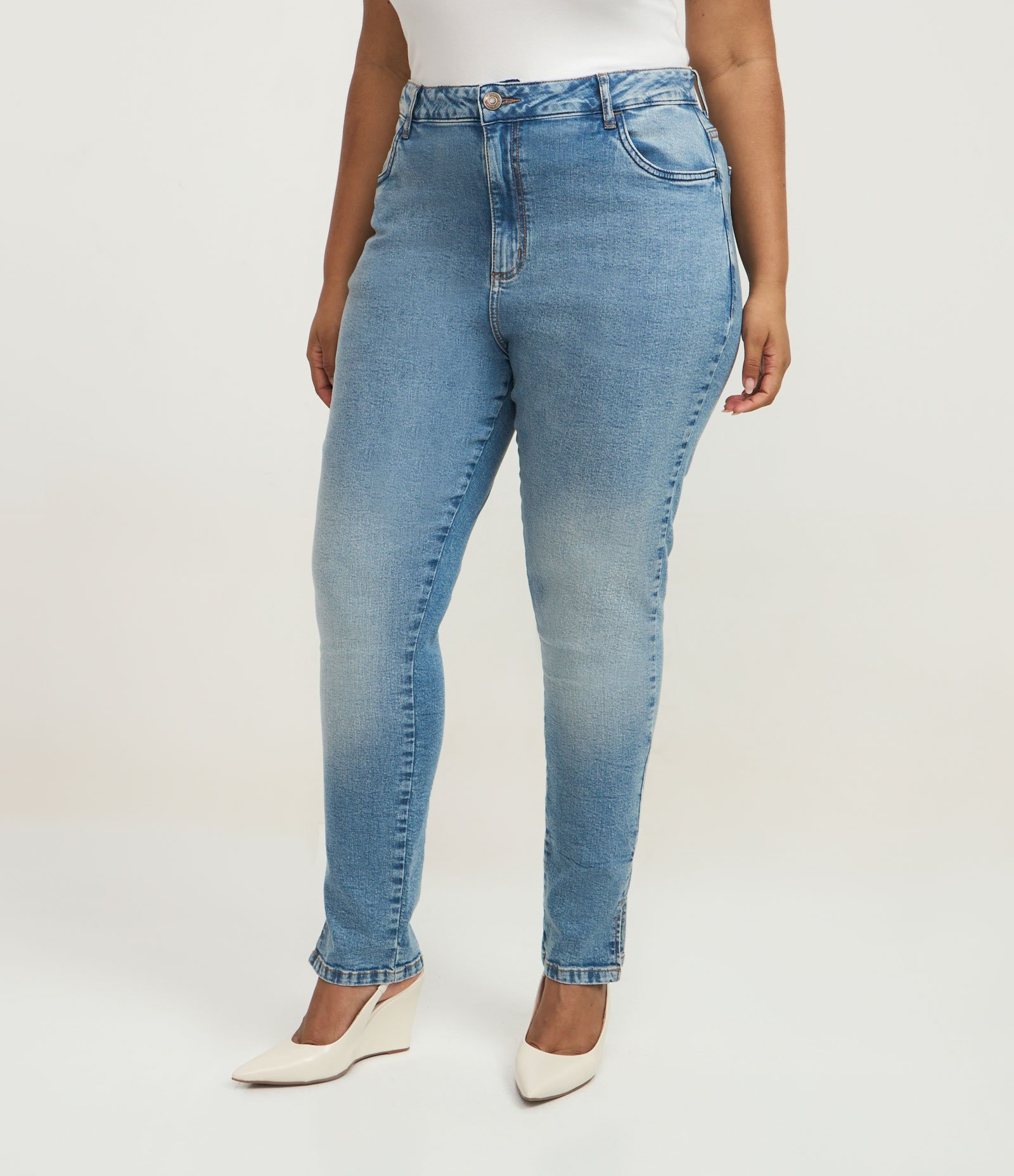 Calça Skinny em Jeans com Elastano Curve & Plus Azul 2