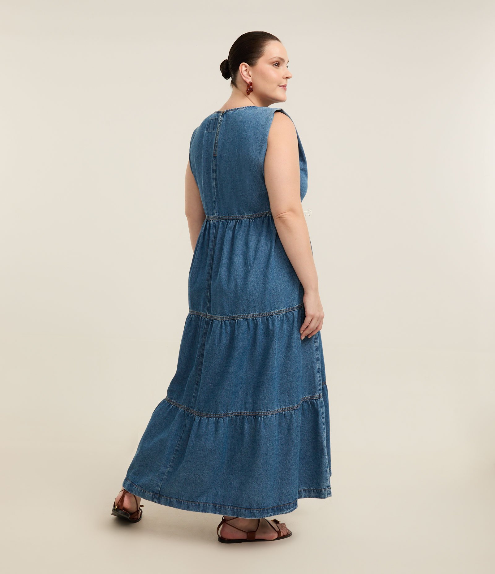 Vestido Midi em Jeans com Babados Curve & Plus Size Azul 3