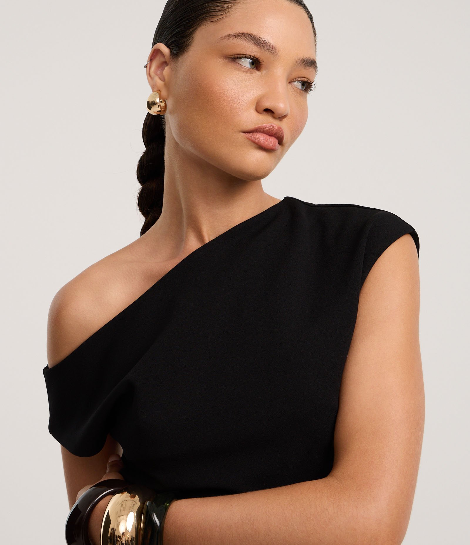 Blusa com Decote Assimétrico e Drapeado Lateral Preto 3