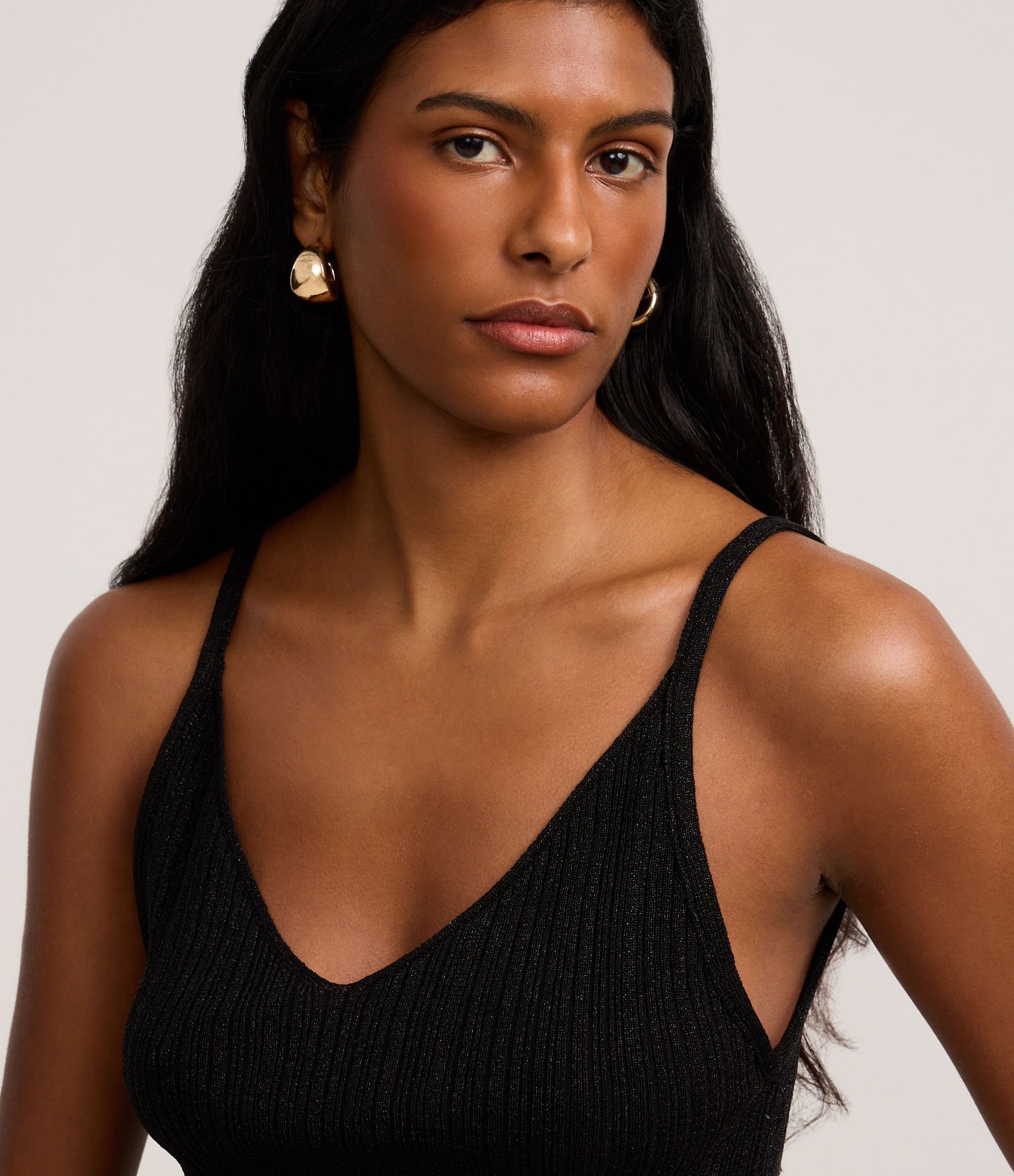 Blusa sem Manga em Tricô Canelado com Fio Metalizado Preto 3