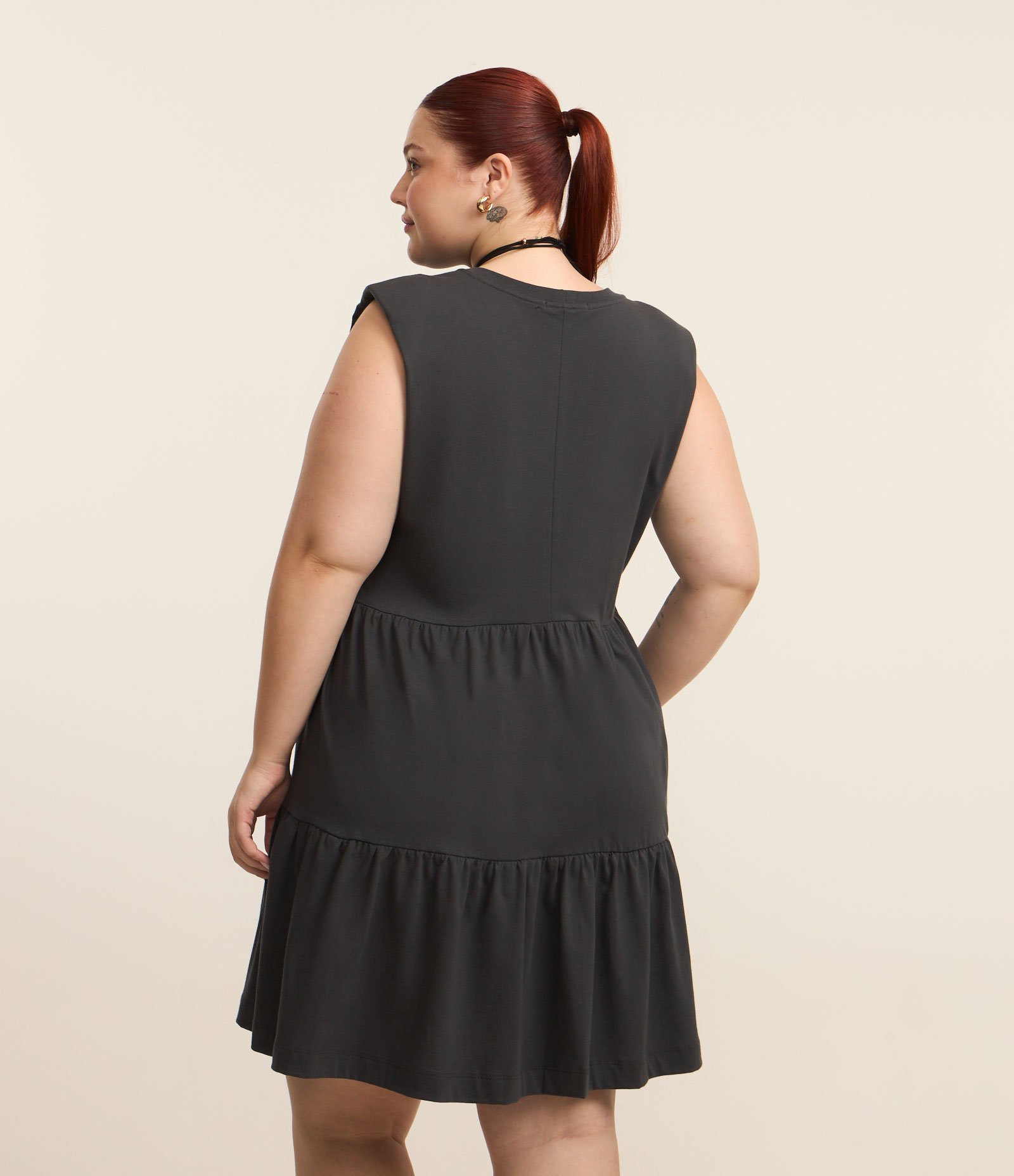 Vestido Muscle Tee em Algodão com Babados Curve & Plus Size Cinza 4