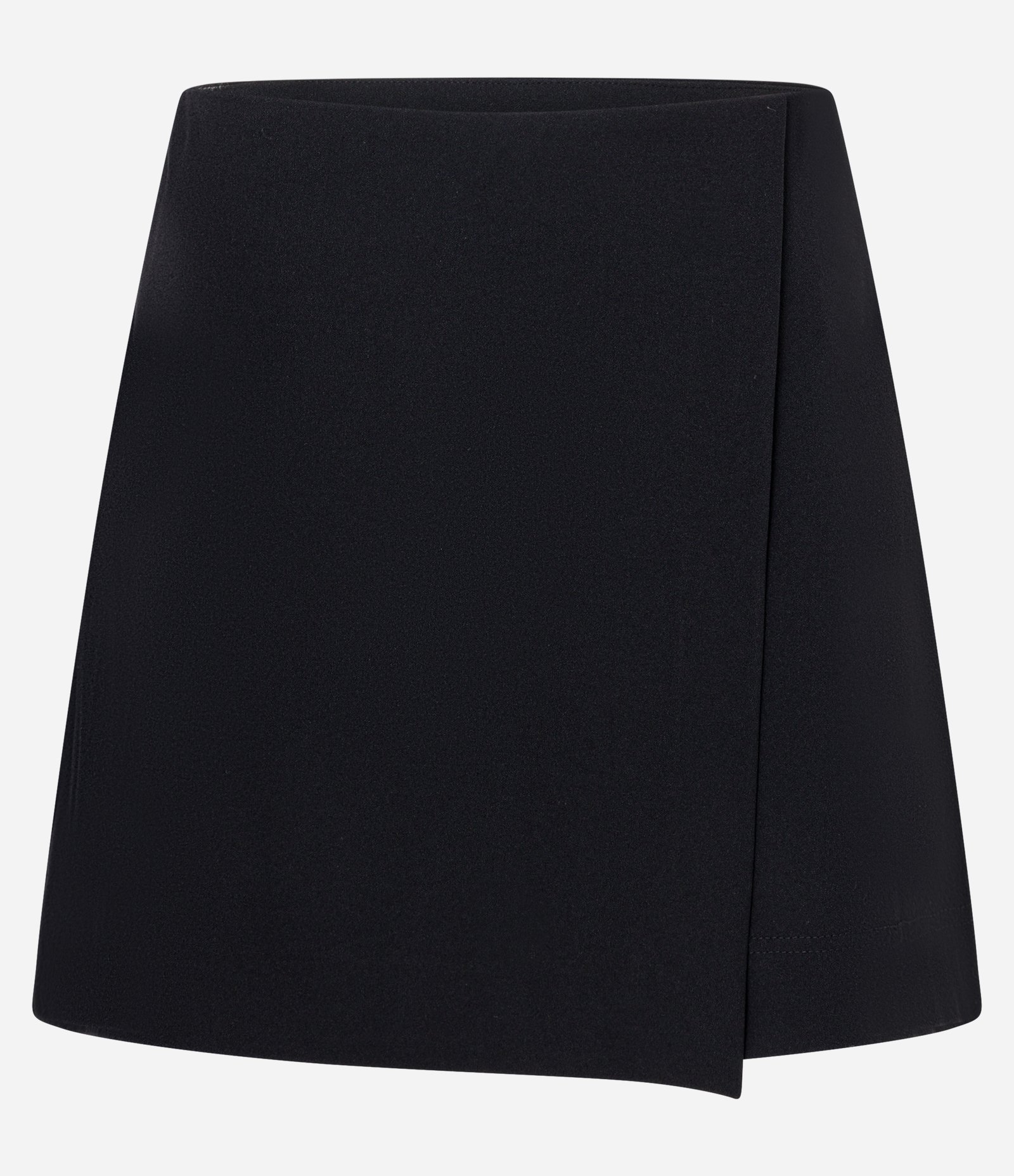 Short Saia em Crepe com Transpasse Envelope e Bolsos Preto 5