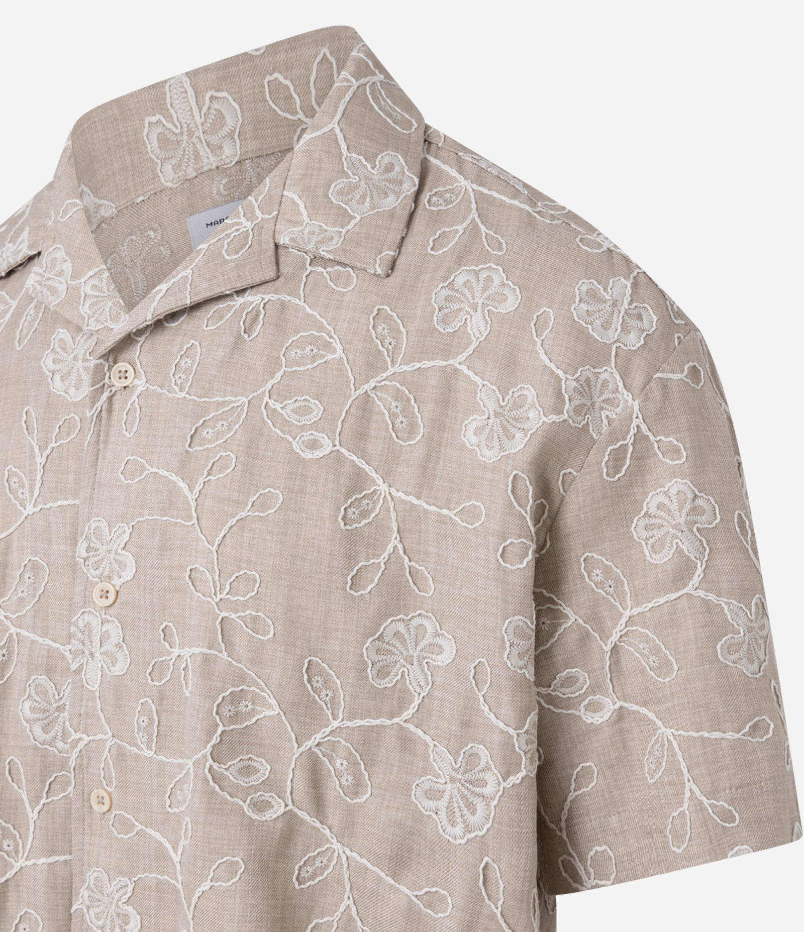 Camisa Regular Manga Curta com Bordado Floral Bege 7