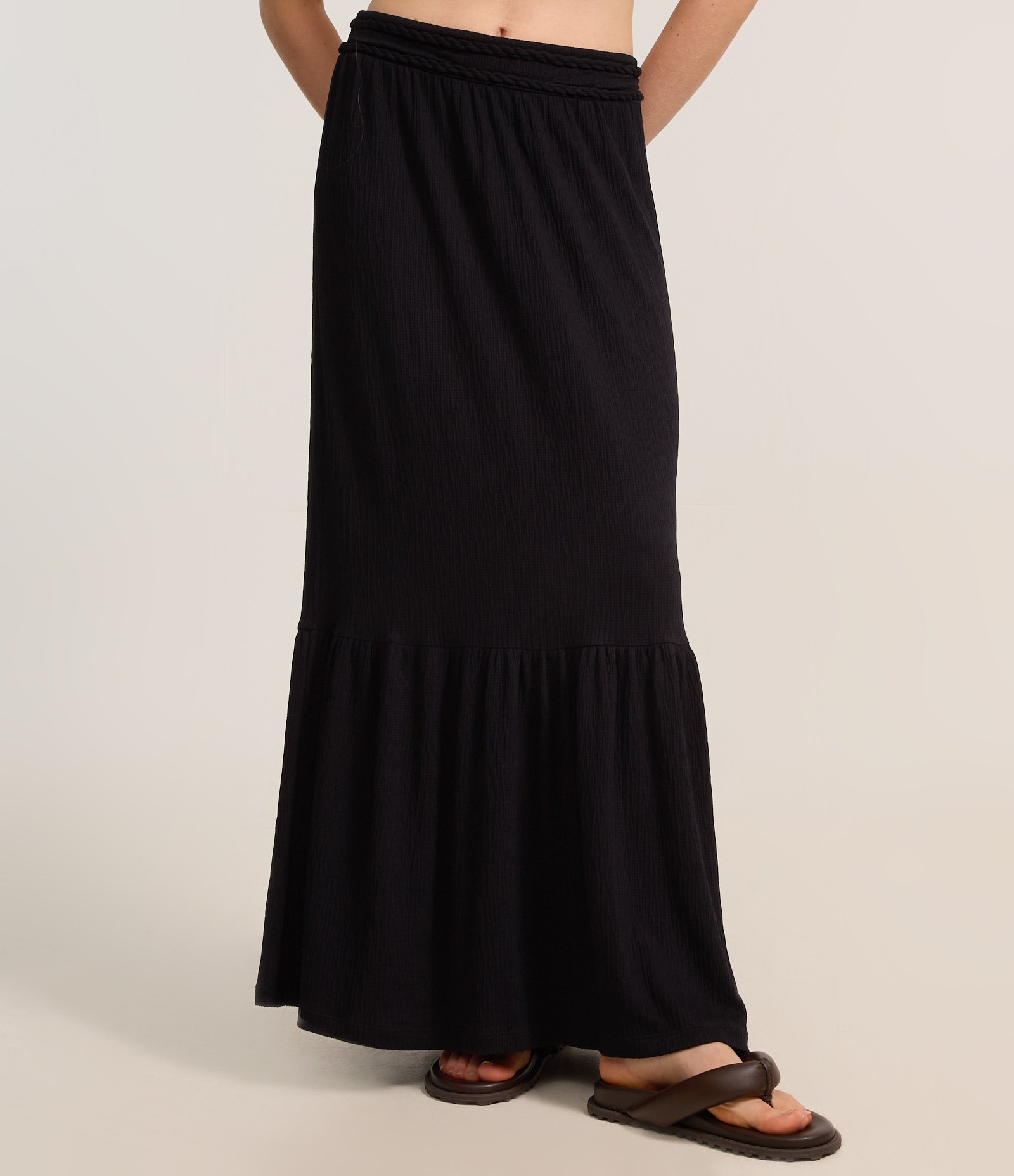 Saia New Midi Texturizada com Cós Trançado Preto 3