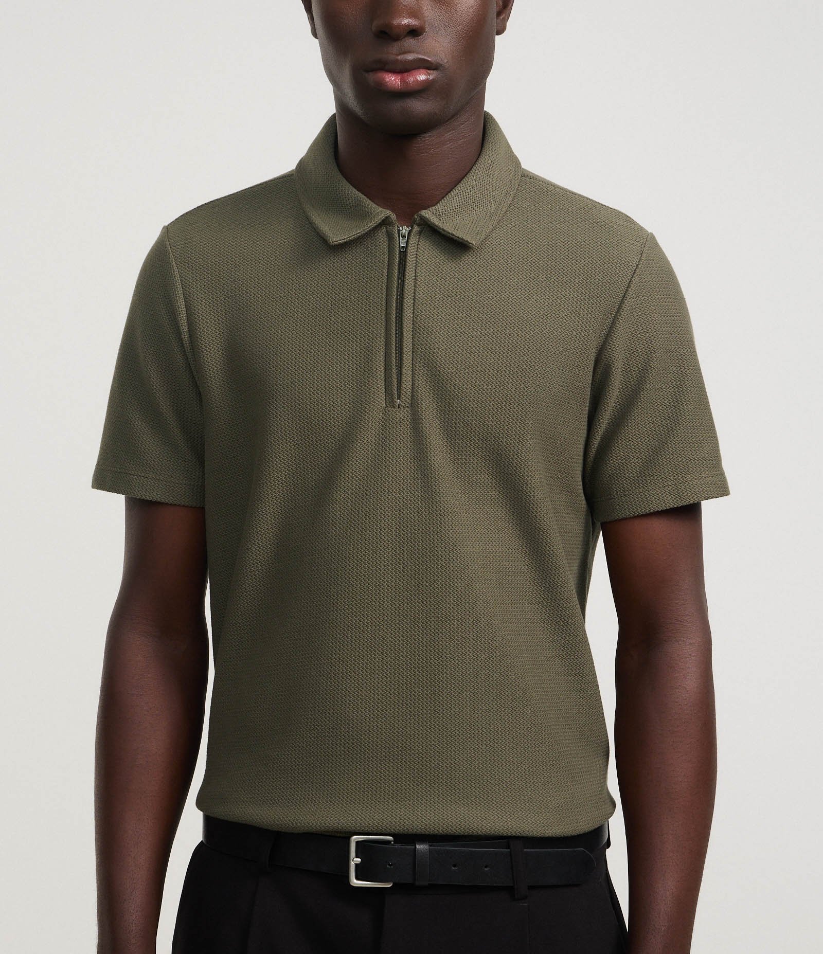 Camisa Polo Slim Texturizada com Zíper na Gola Verde 3