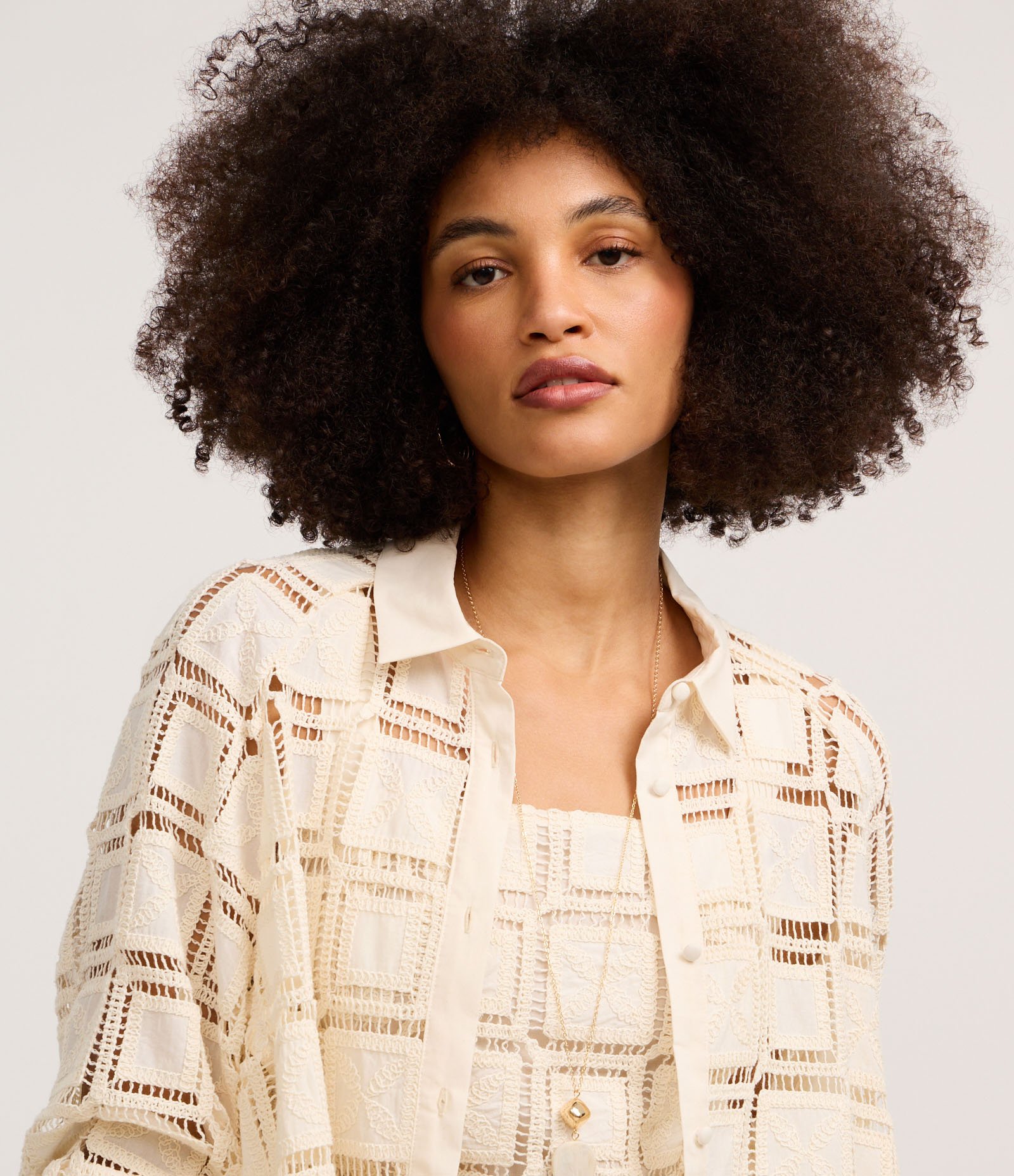 Camisa em Laise Quadriculado com Botões Forrados Off White 5