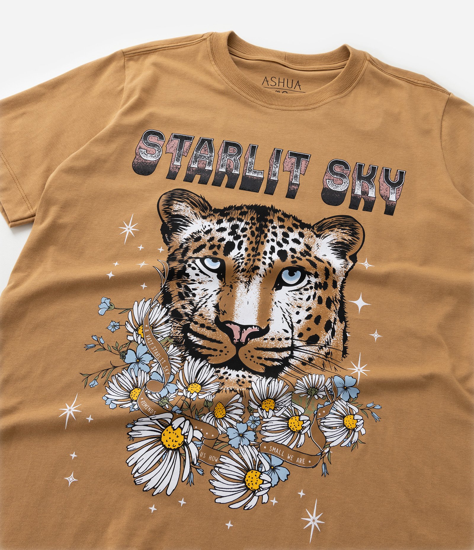 Camiseta Alongada em Algodão com Estampa Onça Curve & Plus Size Marrom 9