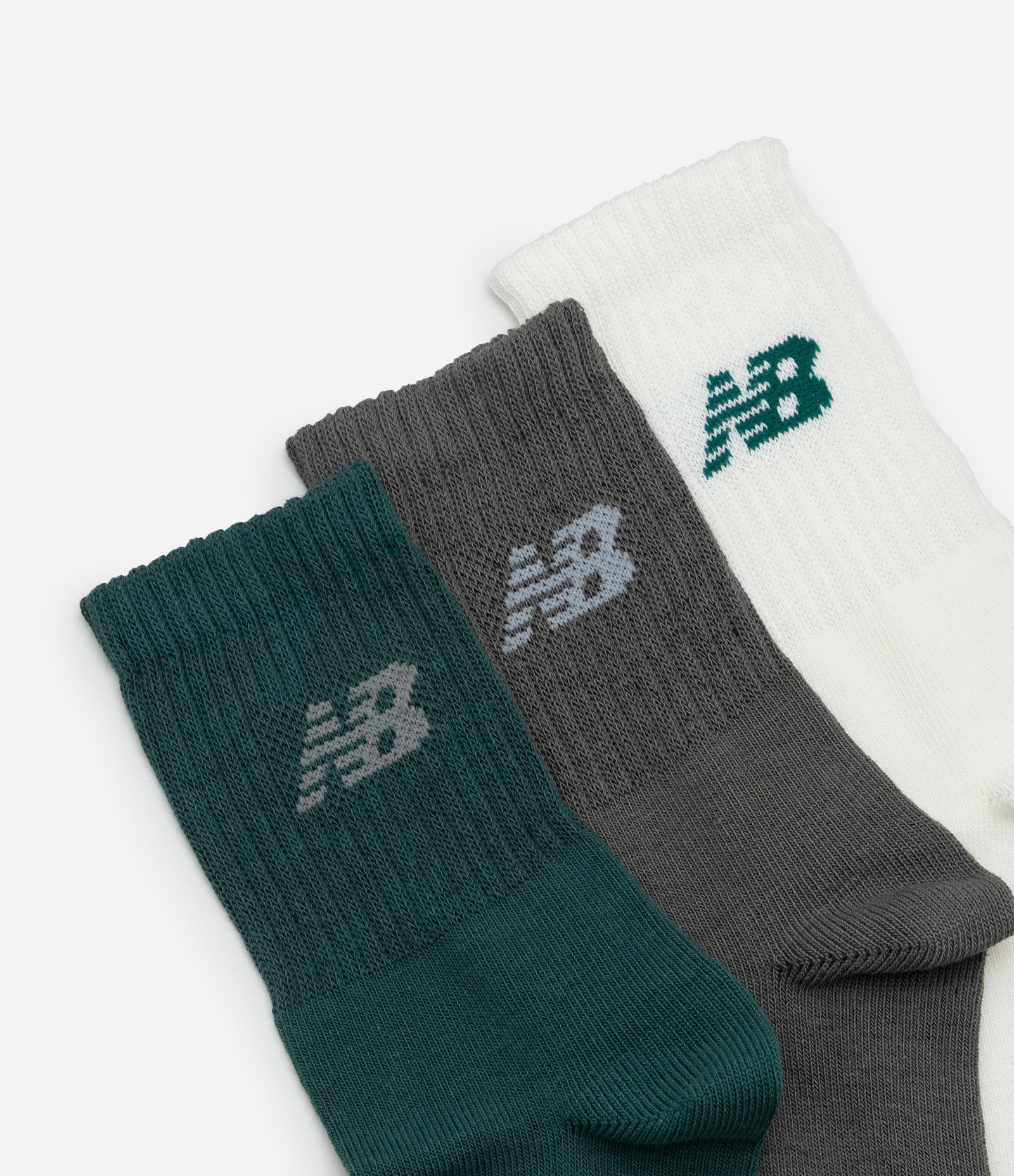 Kit 03 Pares de Meias com Cano Longo Estampa New Balance Verde/Cinza/Branco 4