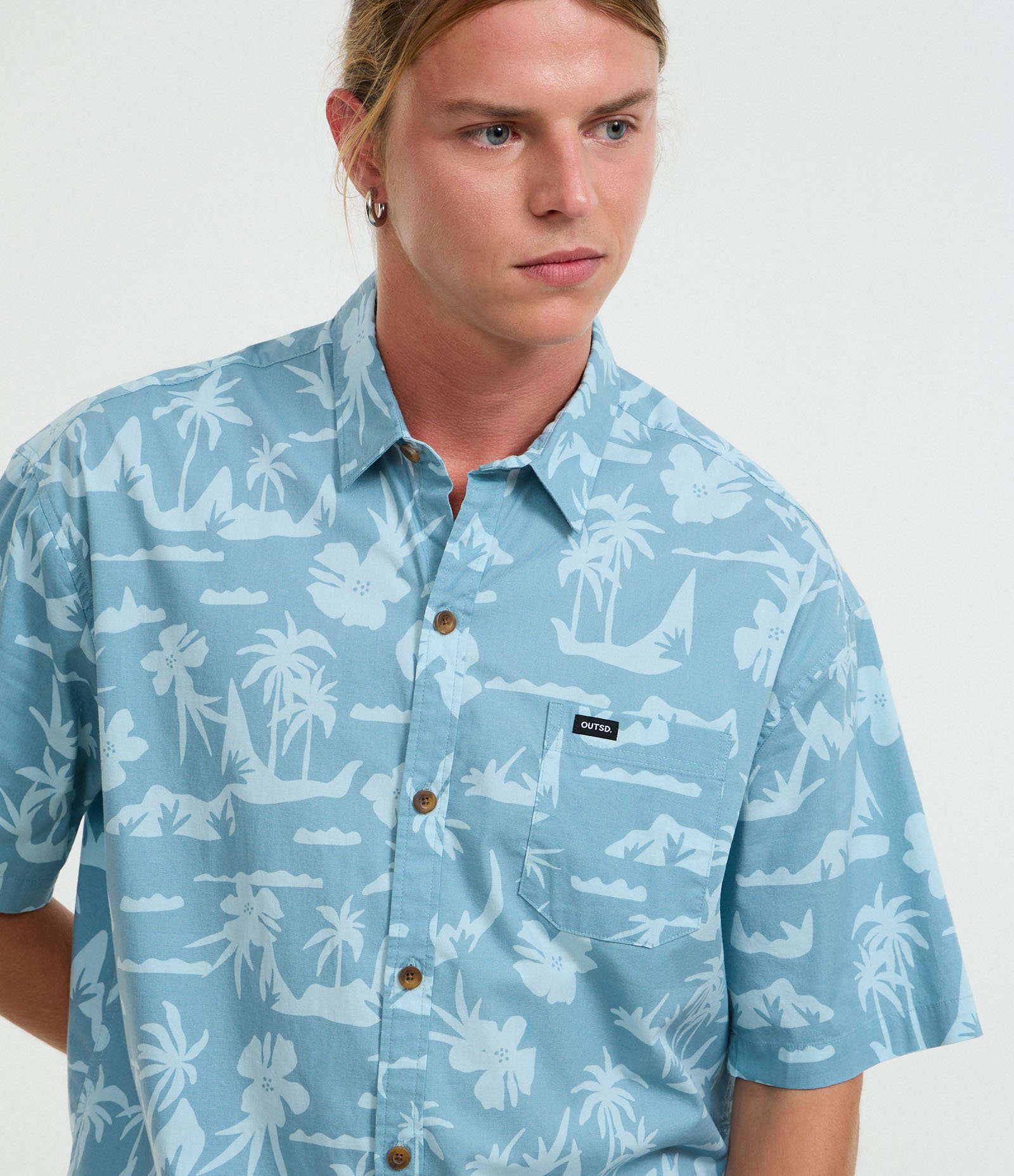 Camisa Relaxed em Tricoline com Estampa de Ilhas Azul 3