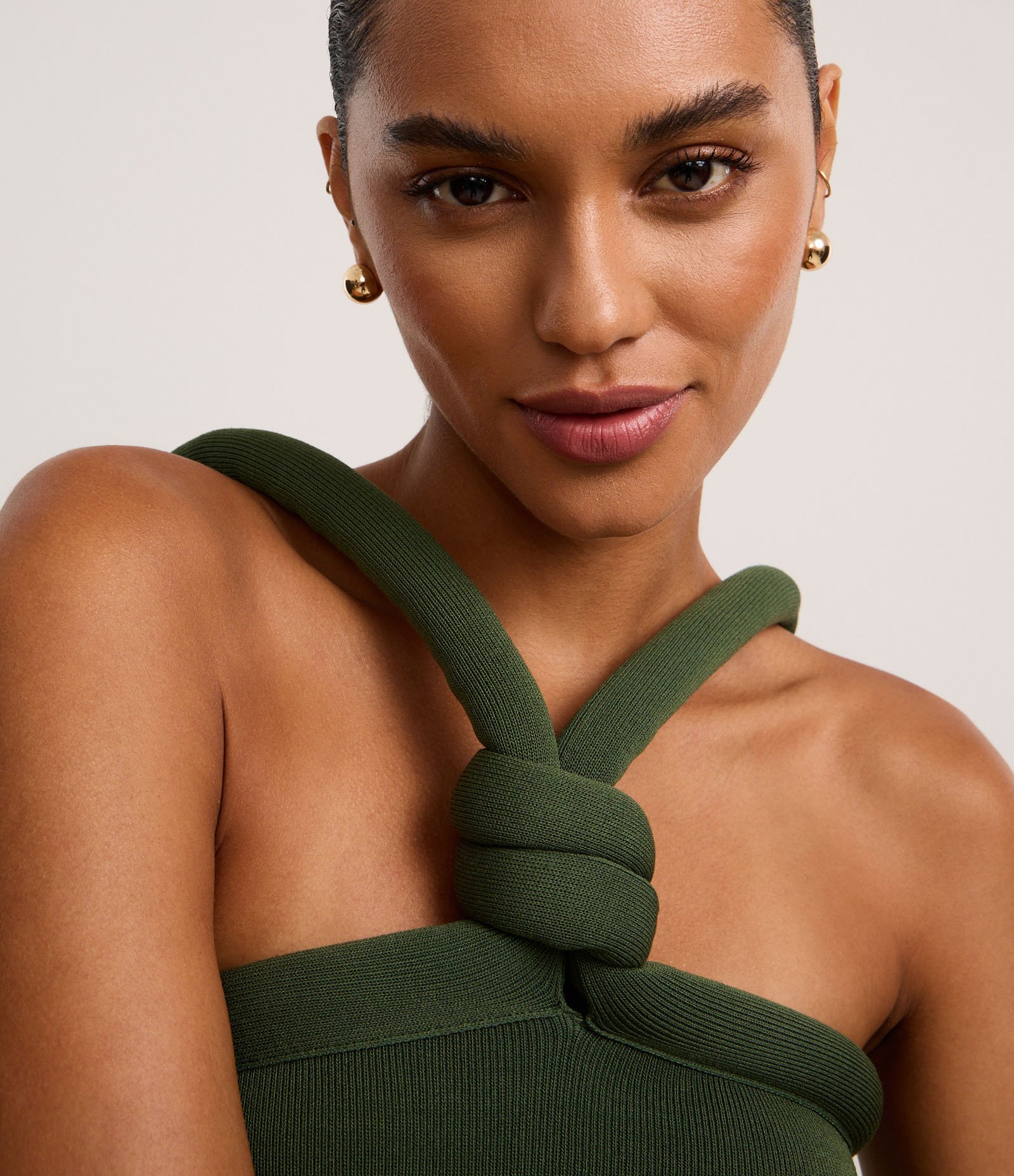 Vestido New Midi em Tricô com Nó na Alça Verde 5