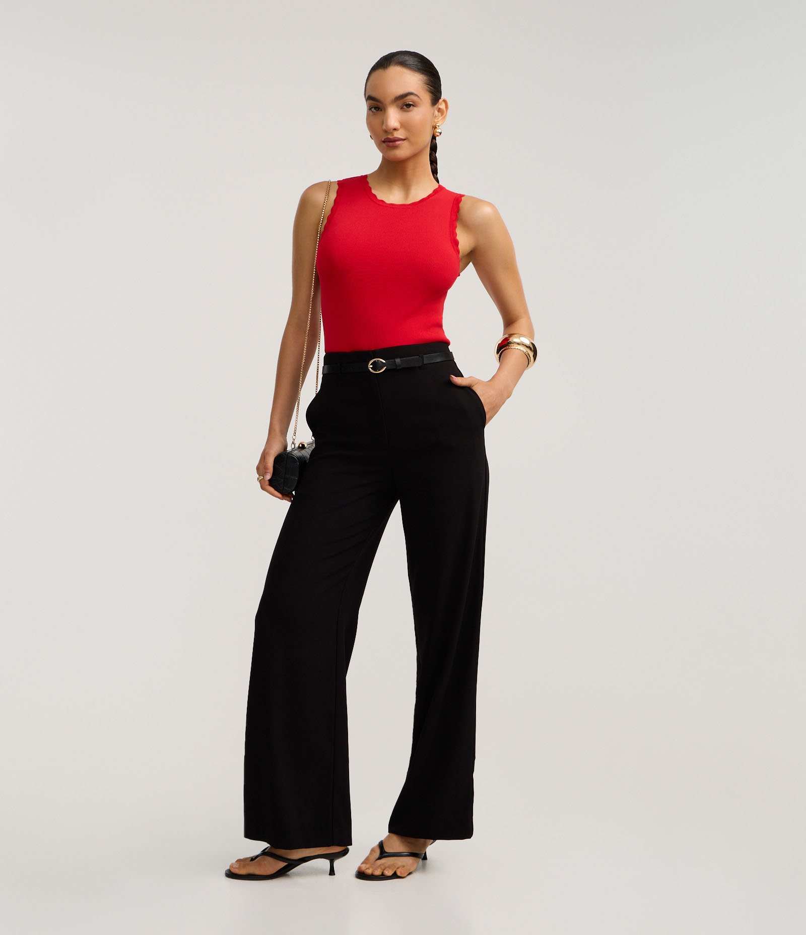 Blusa em Tricô com Efeito Nuvem na Gola e Cava Vermelho 2