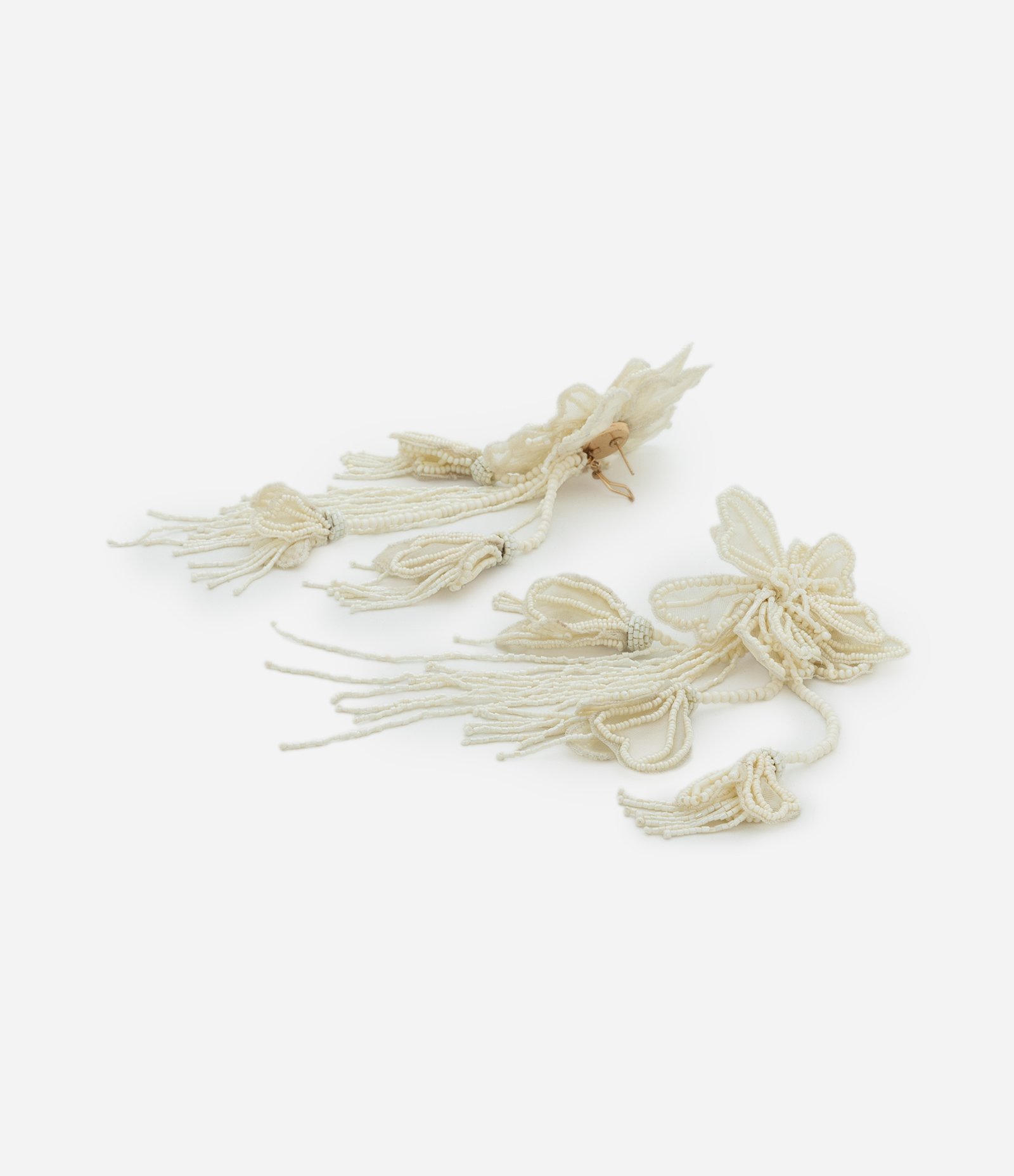 Maxi Brinco de Miçangas com Forma e Flor e Franjas Off White 2